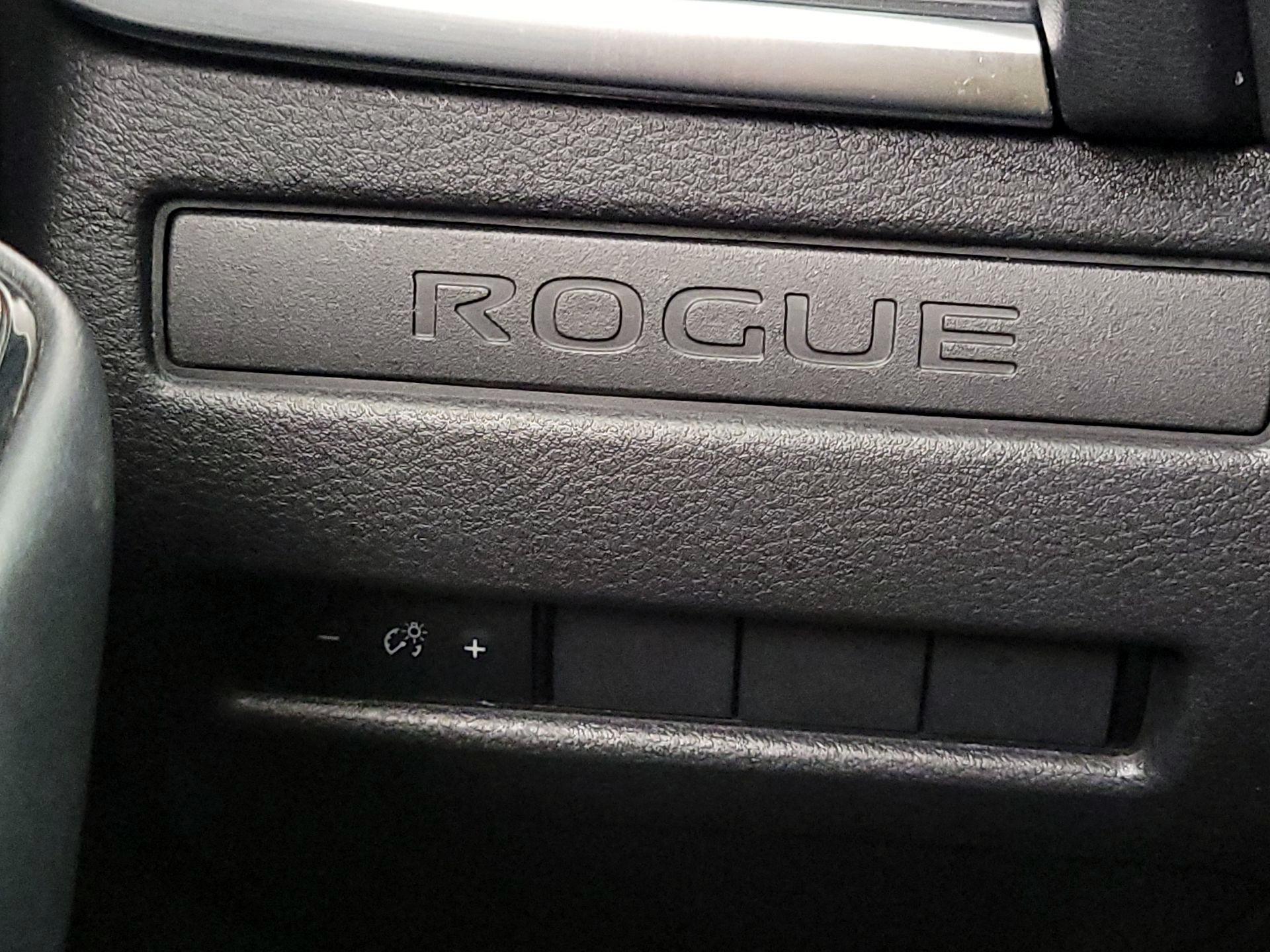 Thumbnail: 2023 Nissan Rogue - 13