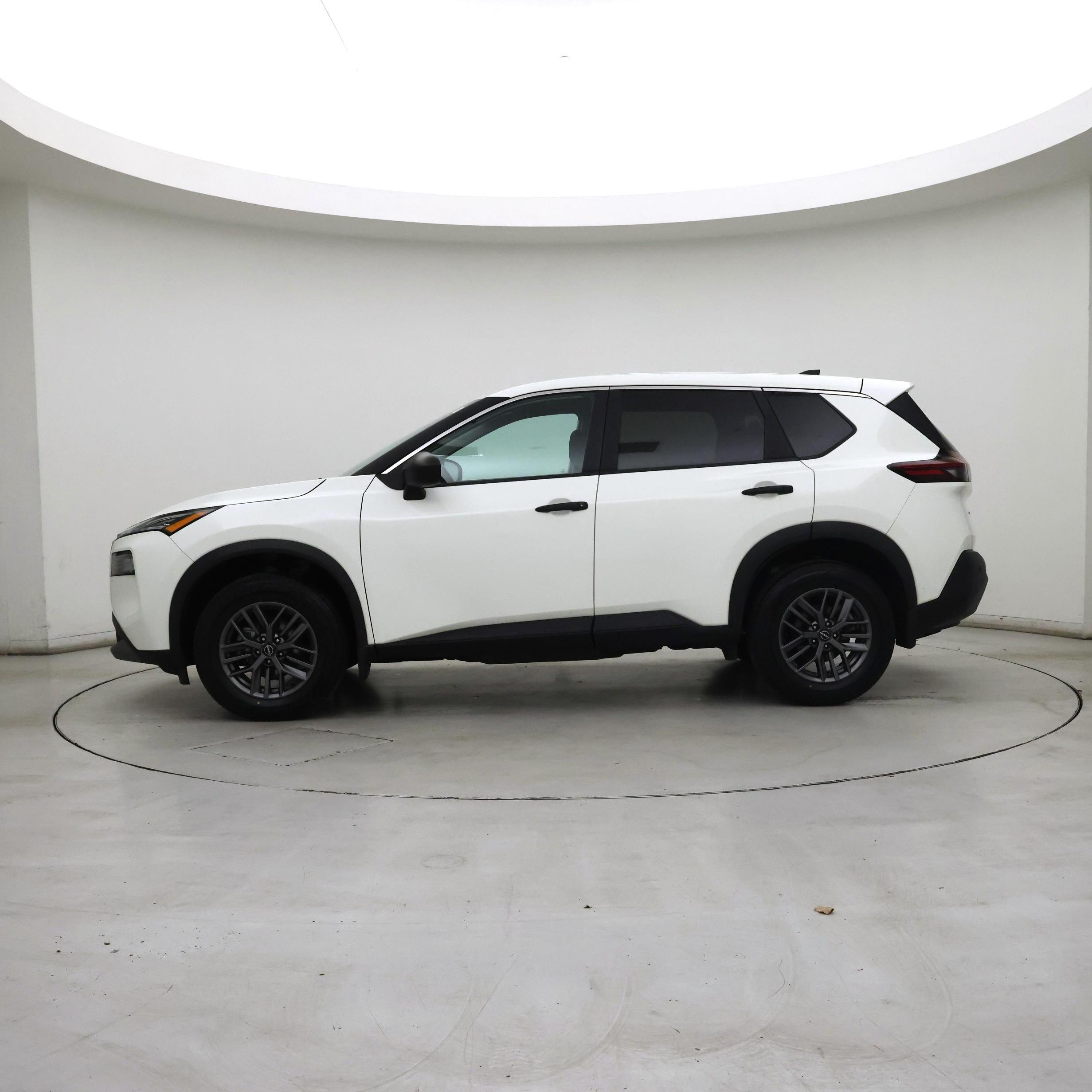 Thumbnail: 2023 Nissan Rogue - 3