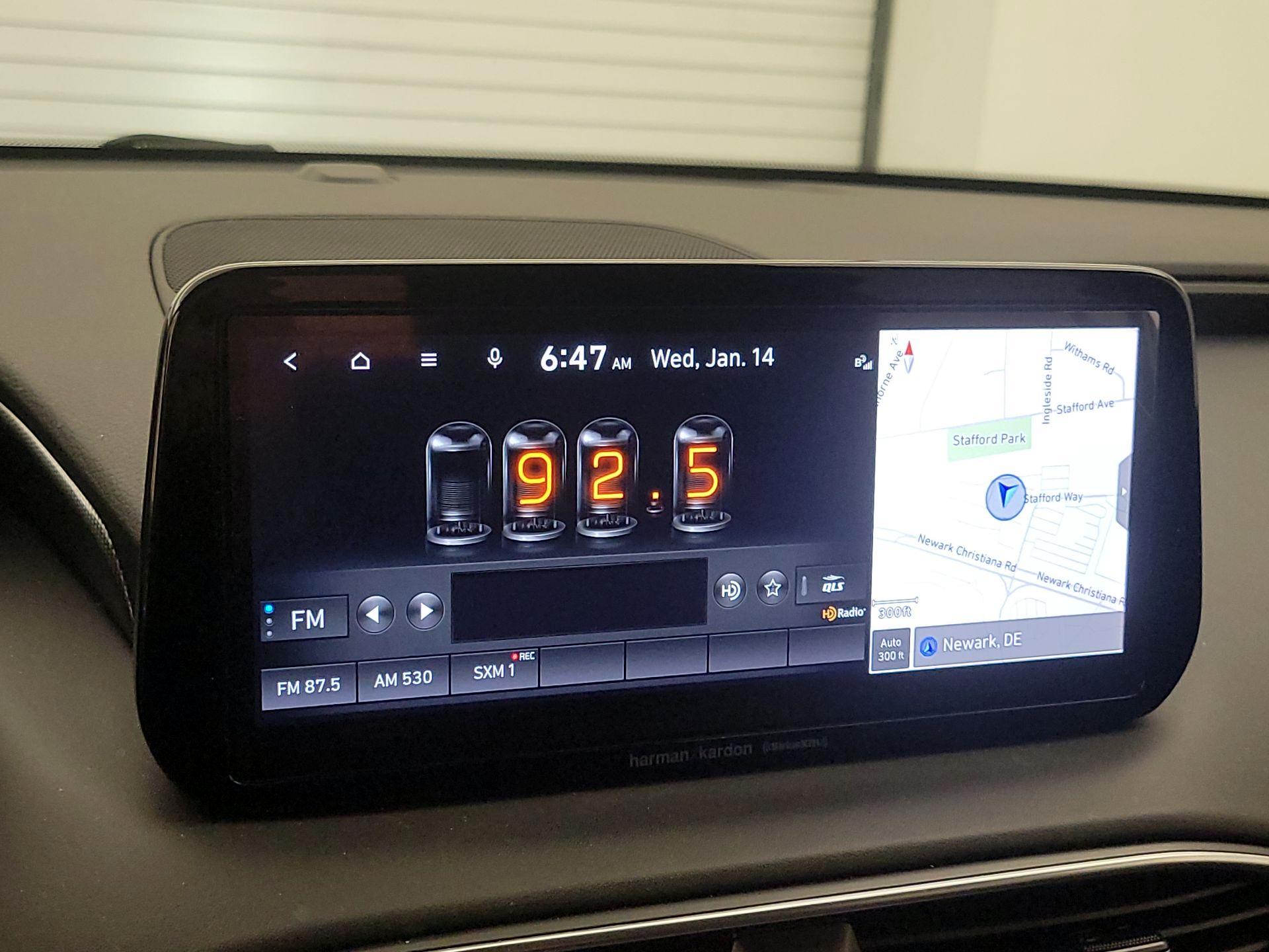 Thumbnail: 2022 Hyundai Santa Fe - 15