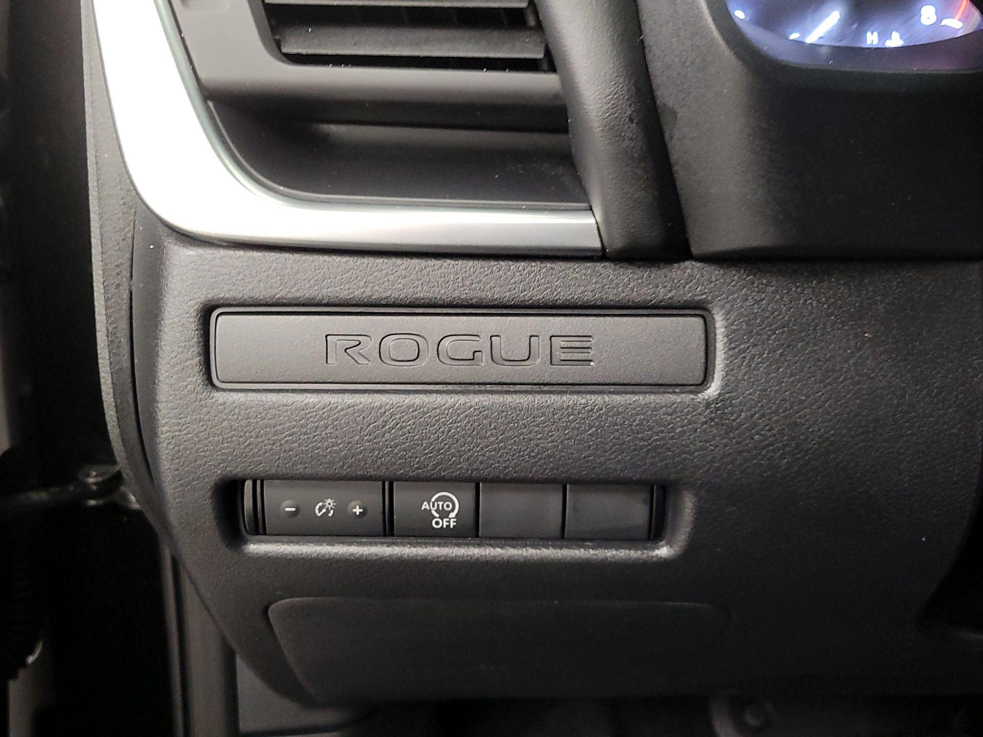 Thumbnail: 2023 Nissan Rogue - 13