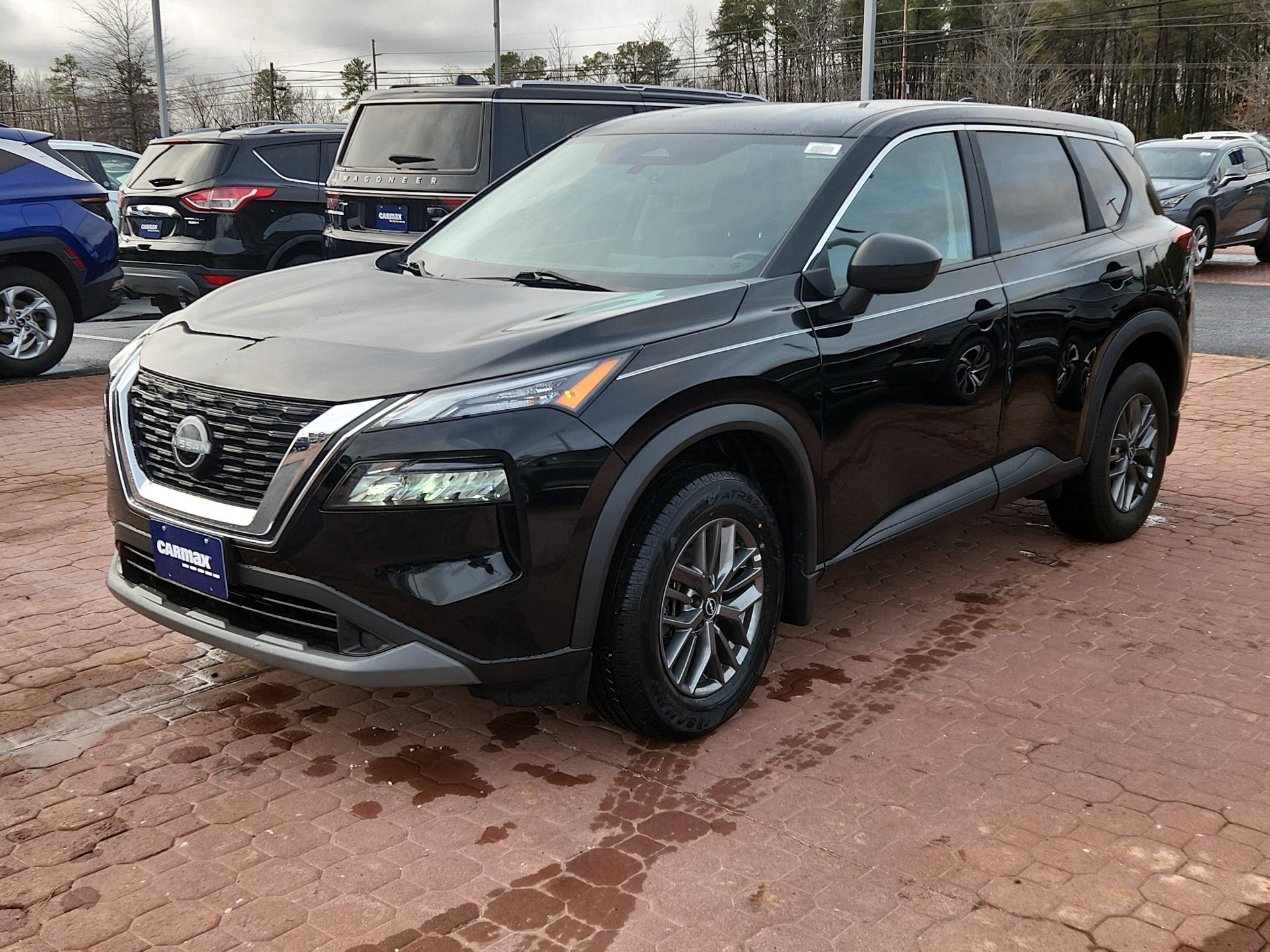 Thumbnail: 2023 Nissan Rogue - 3