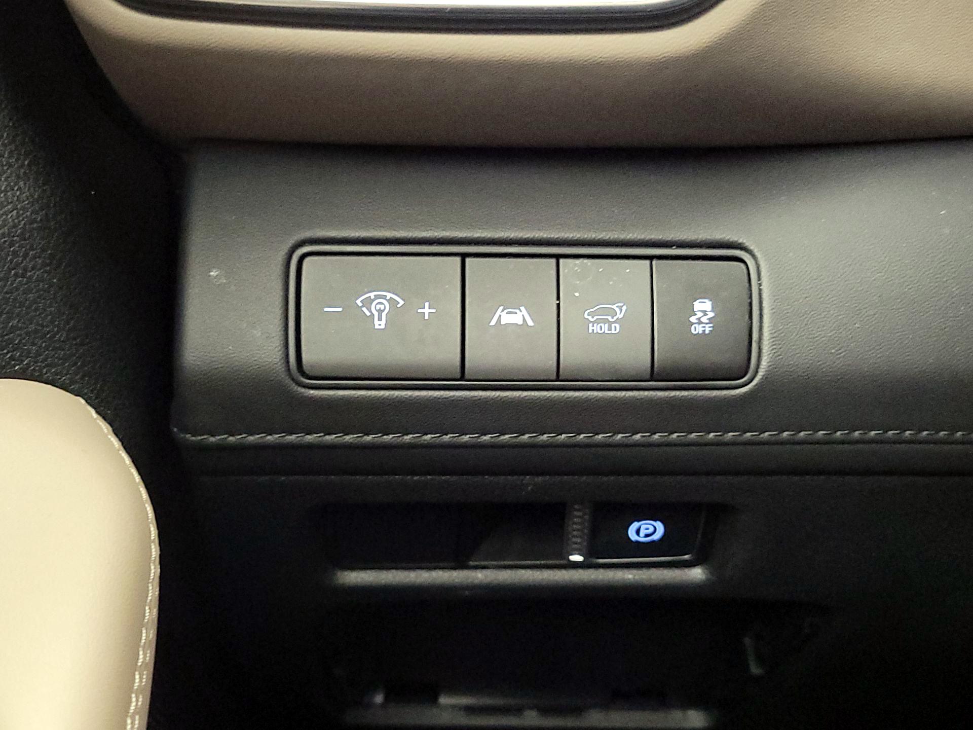 Thumbnail: 2023 Hyundai Santa Fe - 13