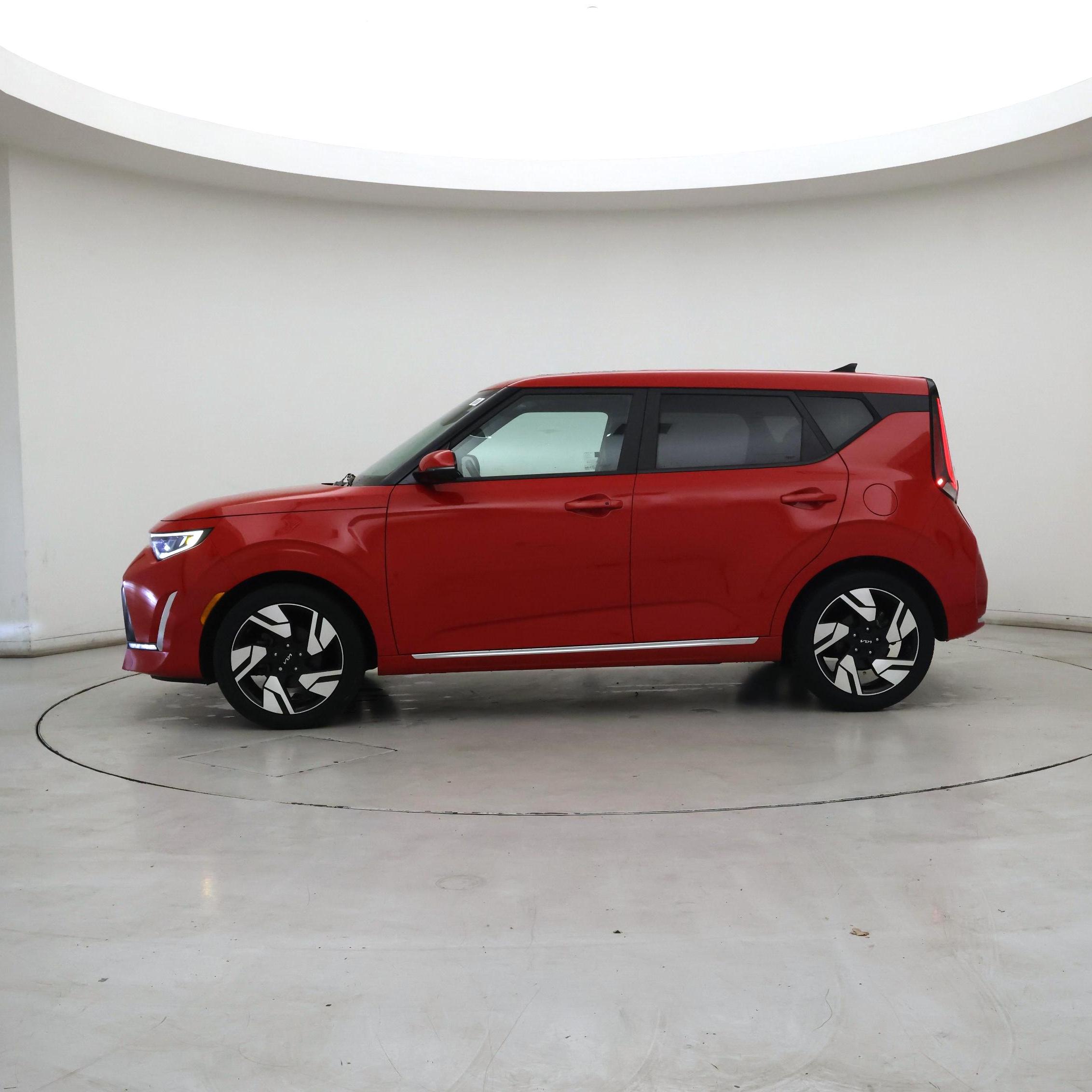 Thumbnail: 2023 Kia Soul - 3