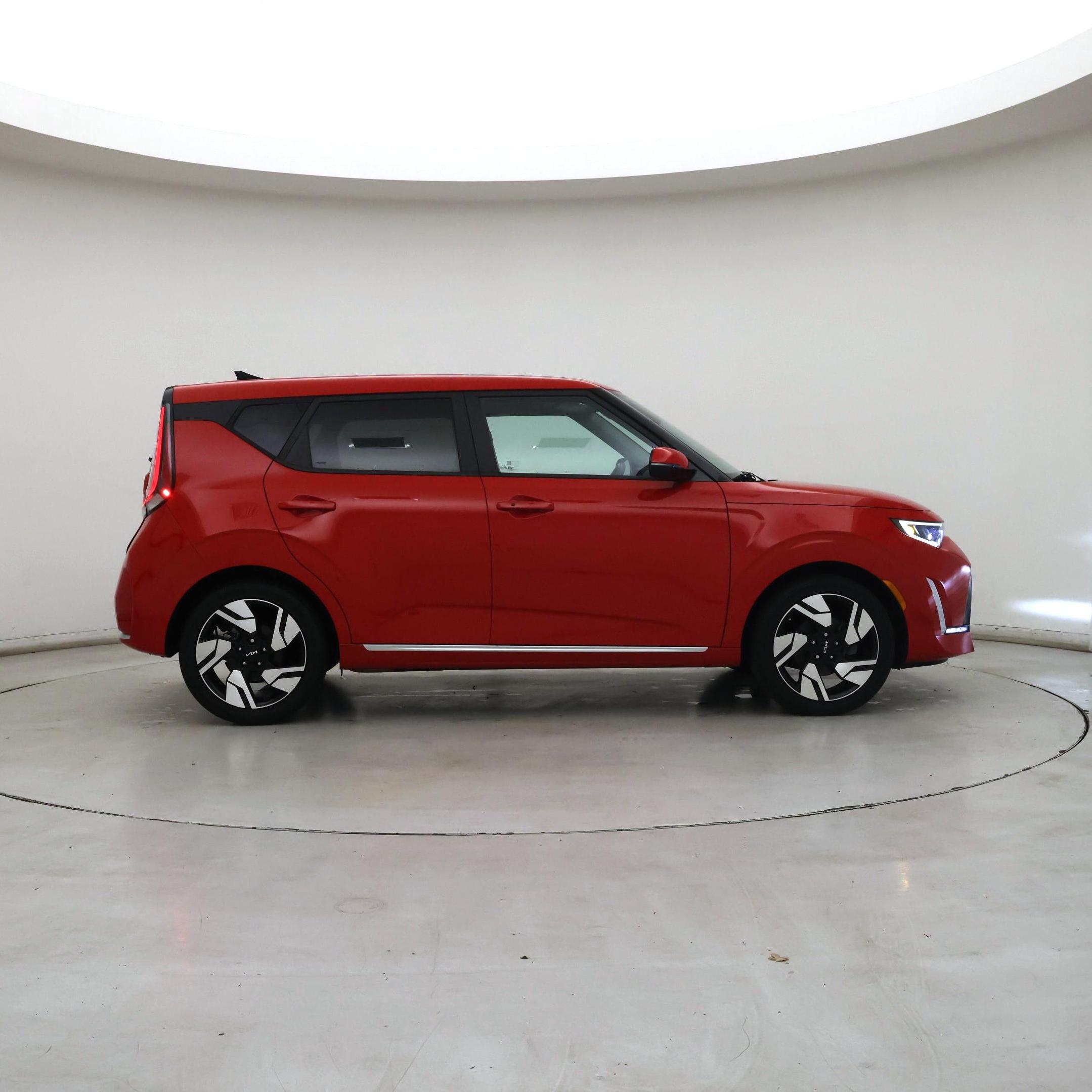 Thumbnail: 2023 Kia Soul - 7