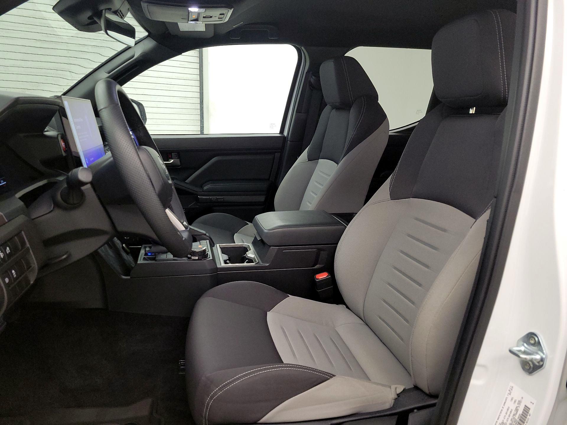 Thumbnail: 2024 Toyota Tacoma - 11