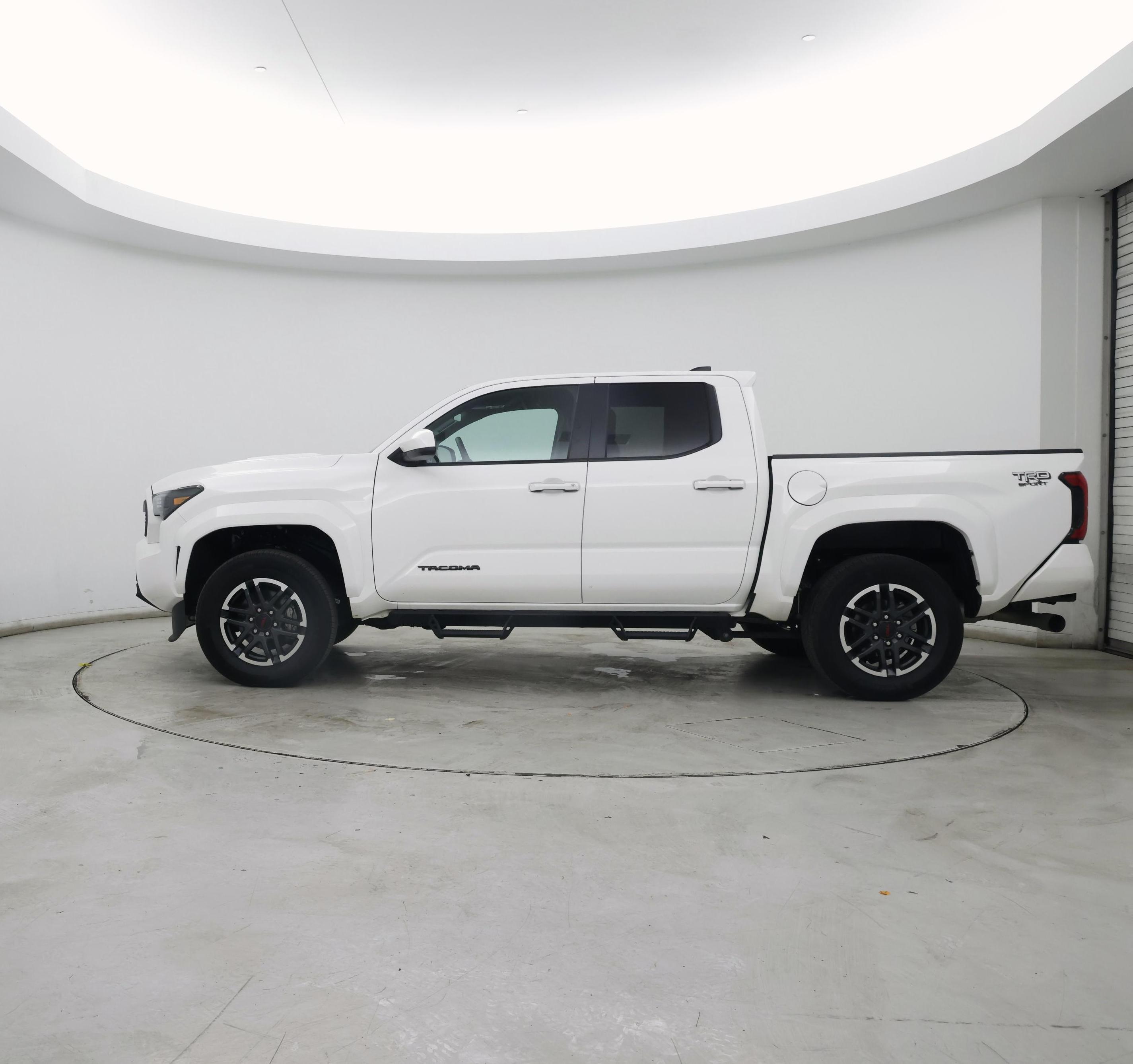 Thumbnail: 2024 Toyota Tacoma - 3