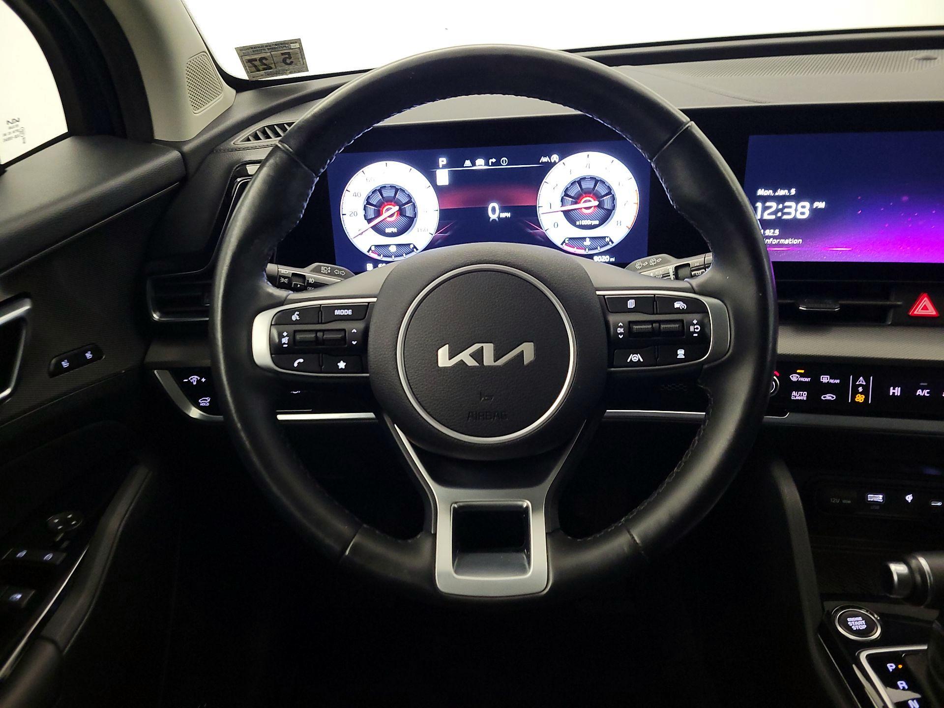 Thumbnail: 2023 Kia Sportage - 10