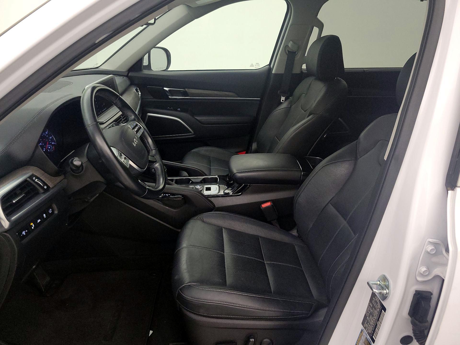 Thumbnail: 2022 Kia Telluride - 11