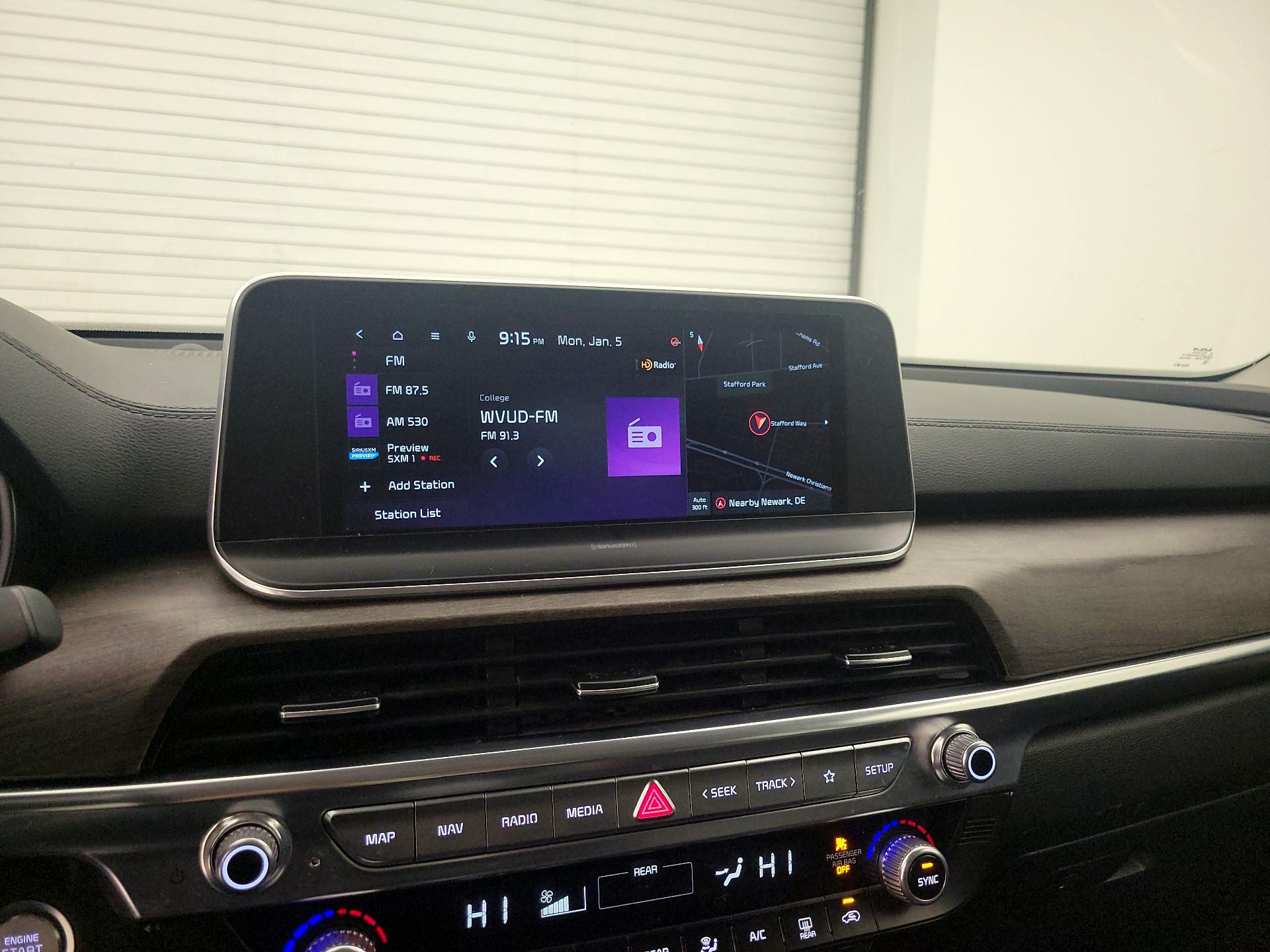 Thumbnail: 2022 Kia Telluride - 16