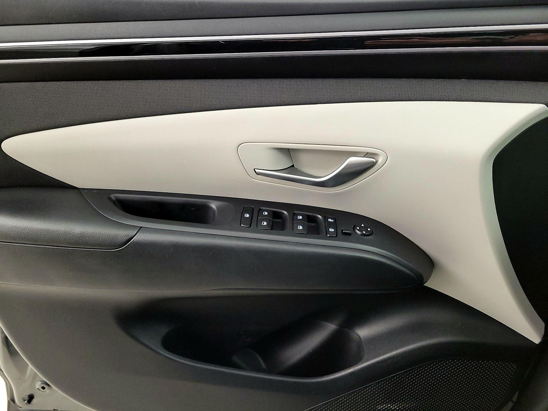 Thumbnail: 2023 Hyundai Tucson - 12