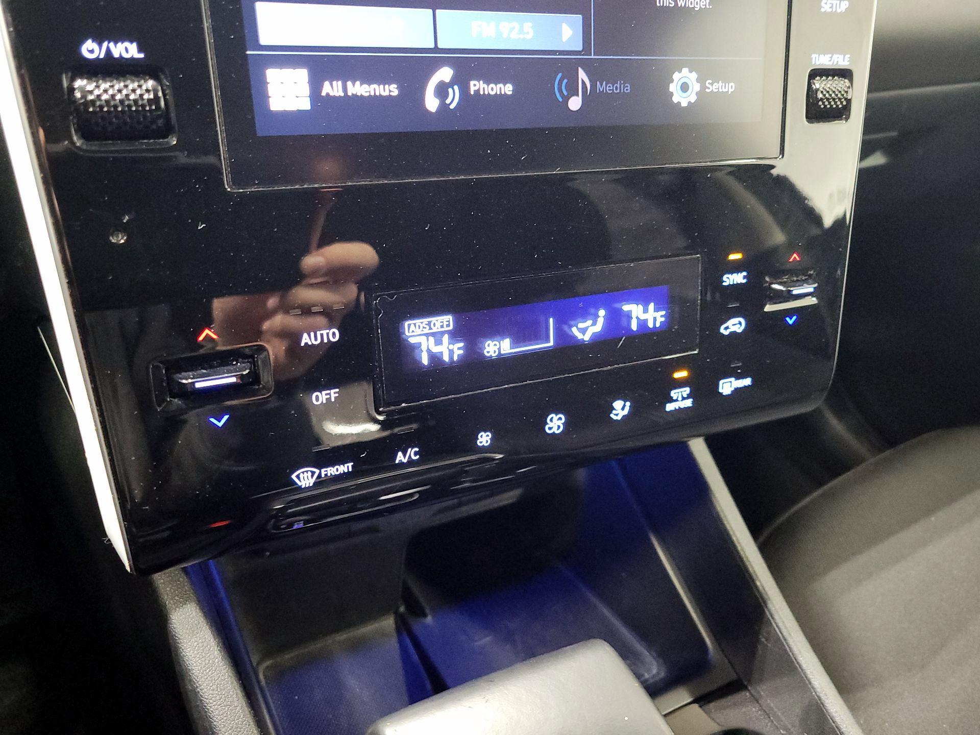 Thumbnail: 2022 Hyundai Tucson - 16