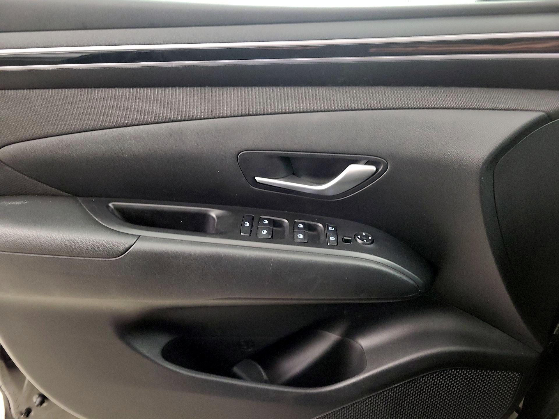 Thumbnail: 2023 Hyundai Tucson - 12