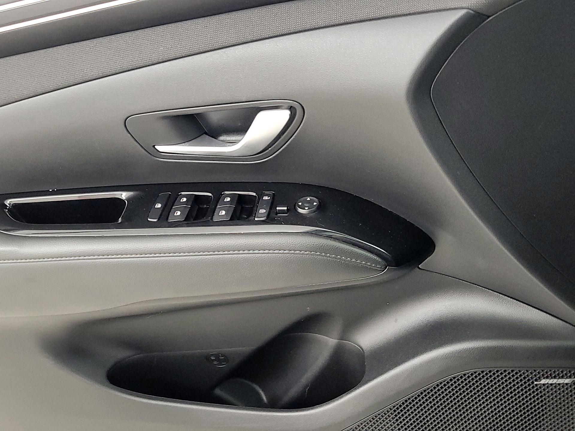 Thumbnail: 2022 Hyundai Tucson - 12