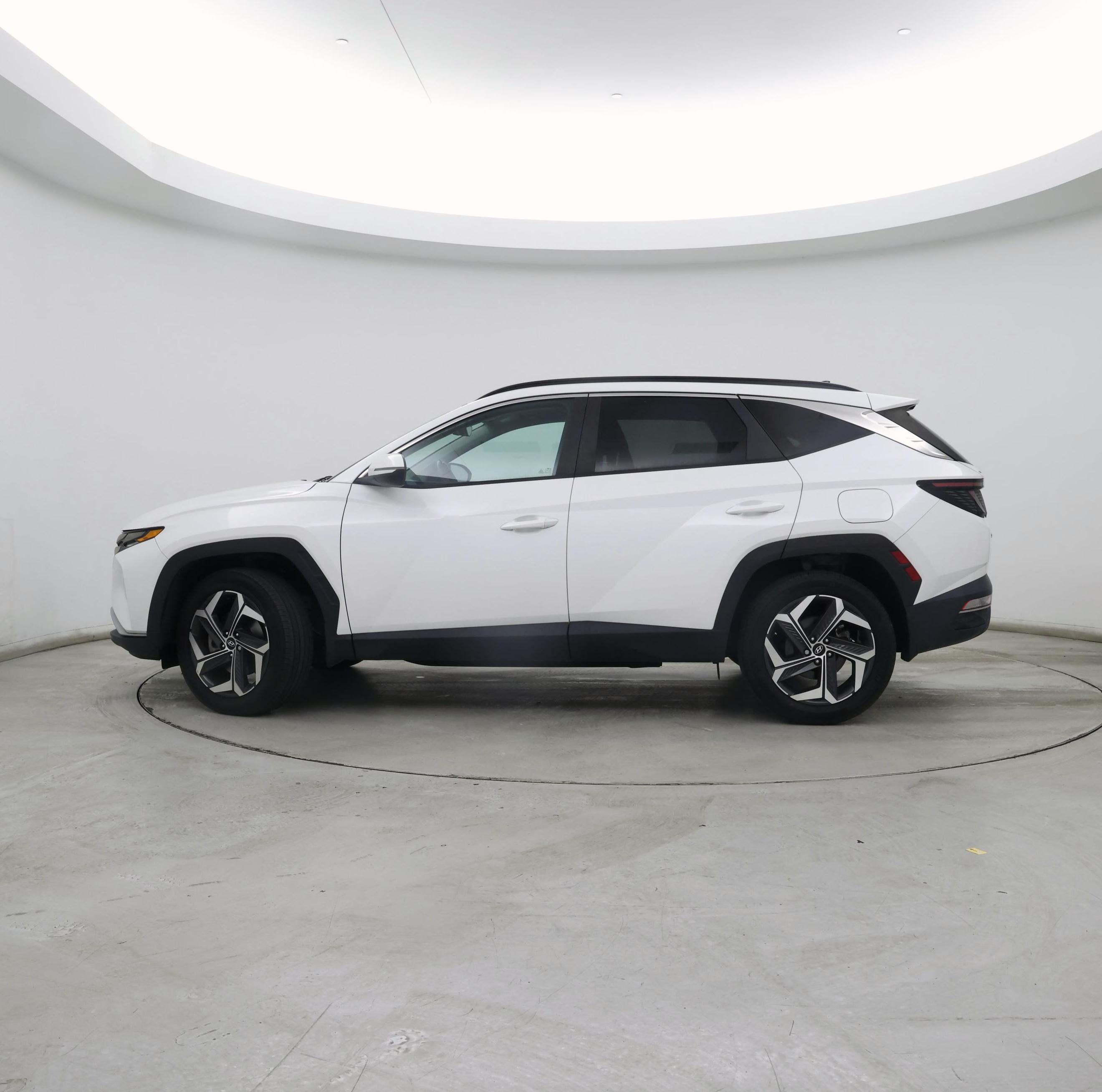 Thumbnail: 2022 Hyundai Tucson - 3