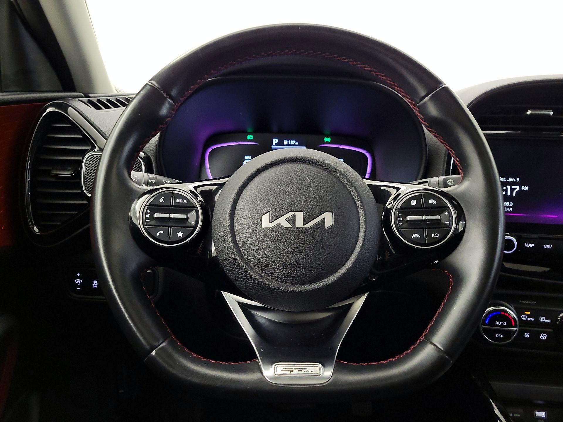 Thumbnail: 2023 Kia Soul - 10