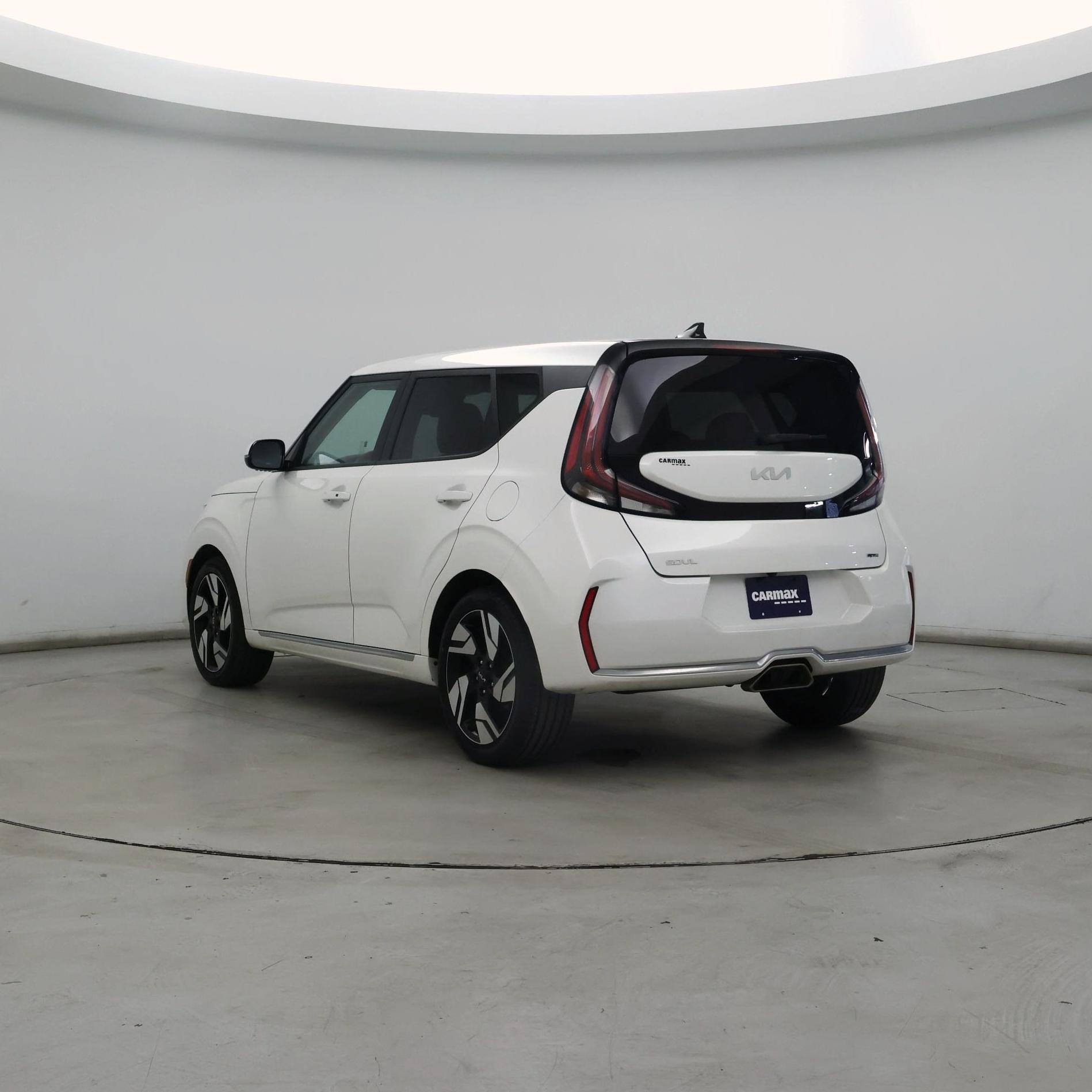 Thumbnail: 2023 Kia Soul - 2