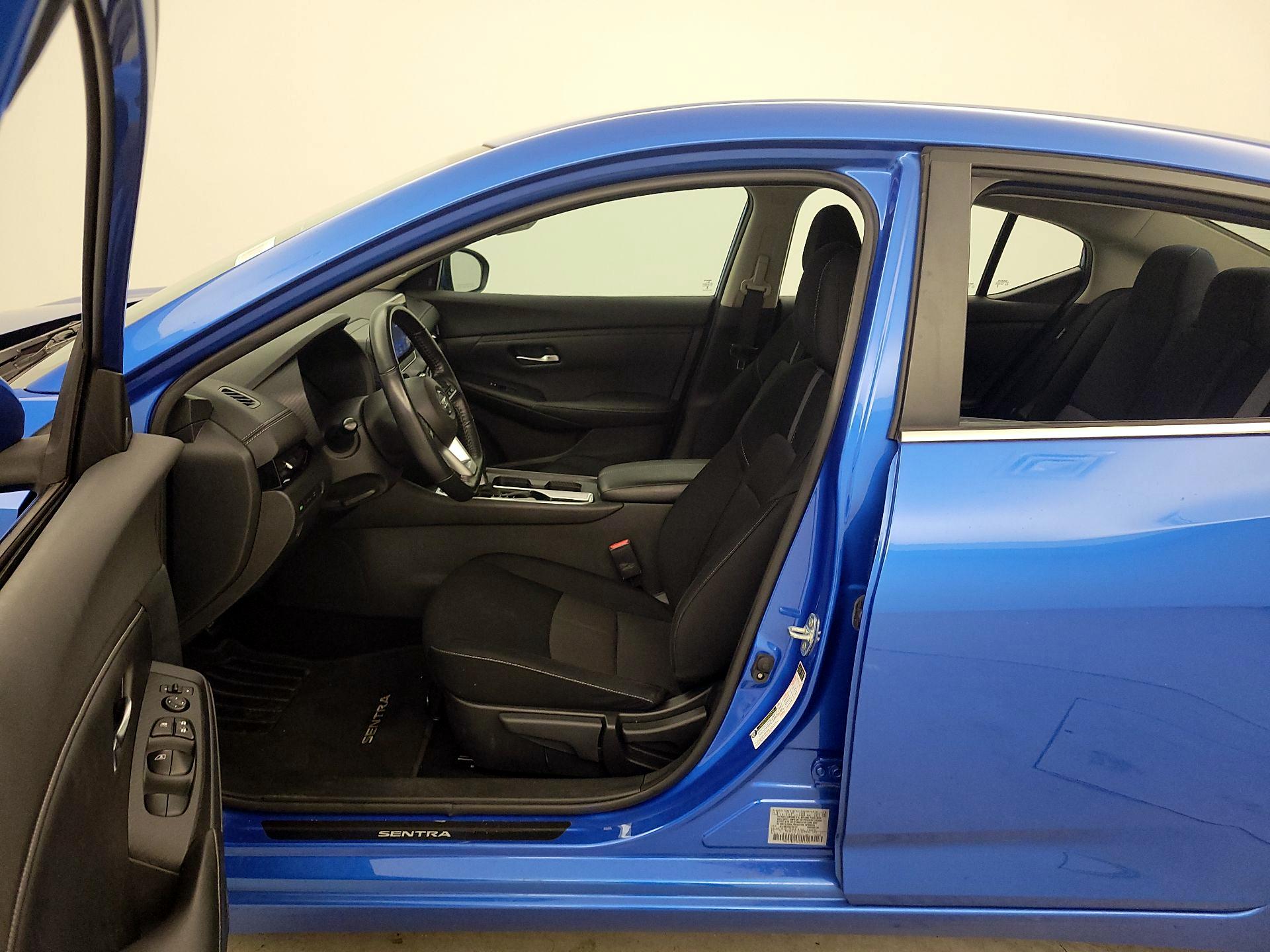 Thumbnail: 2022 Nissan Sentra - 11