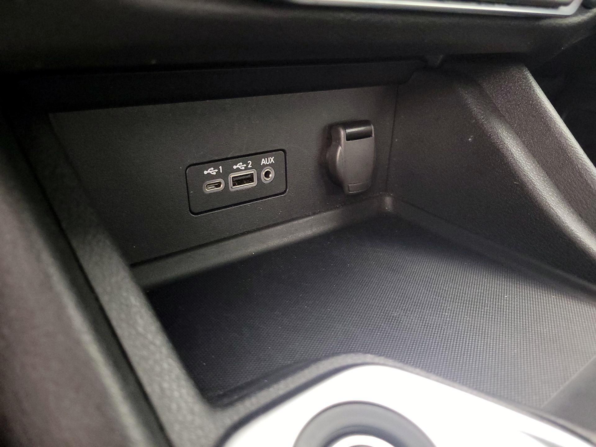 Thumbnail: 2022 Nissan Sentra - 18