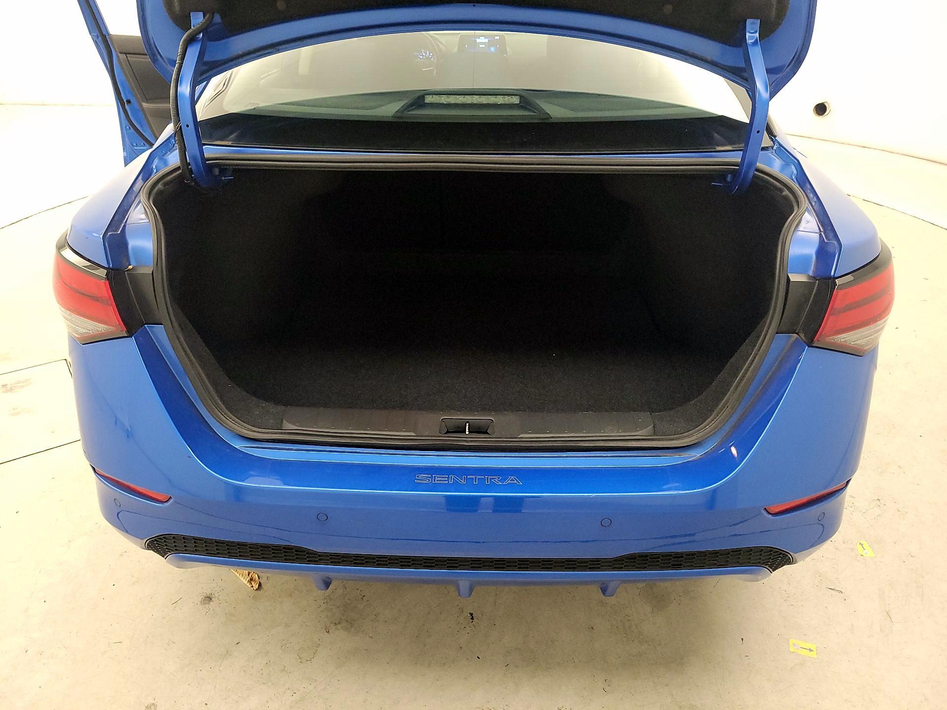 Thumbnail: 2022 Nissan Sentra - 20