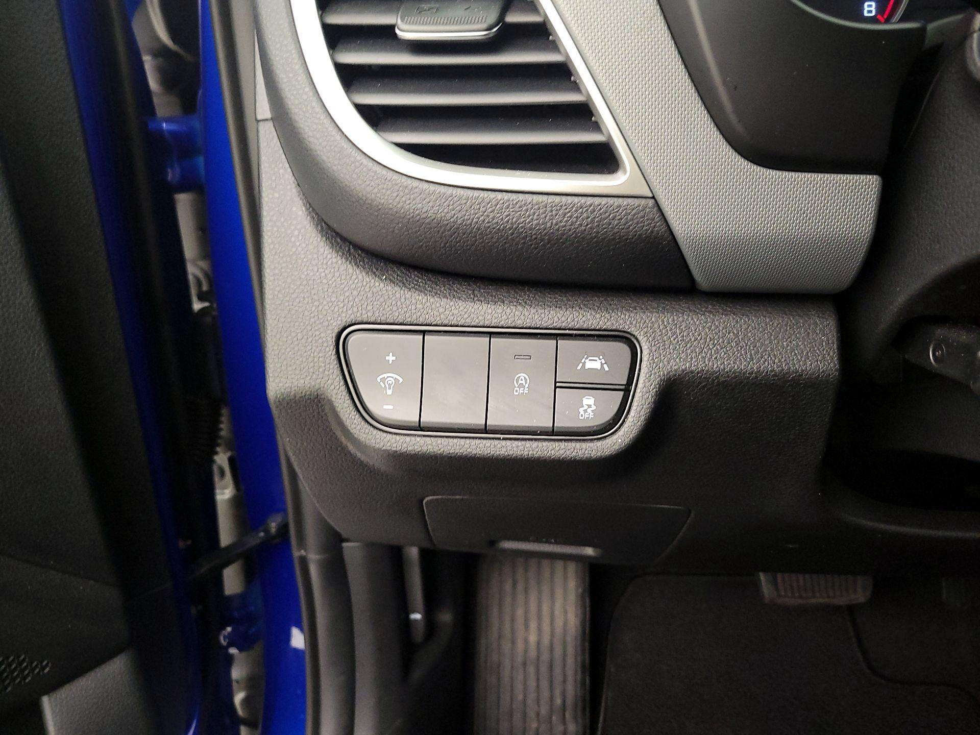 Thumbnail: 2023 Kia Seltos - 13