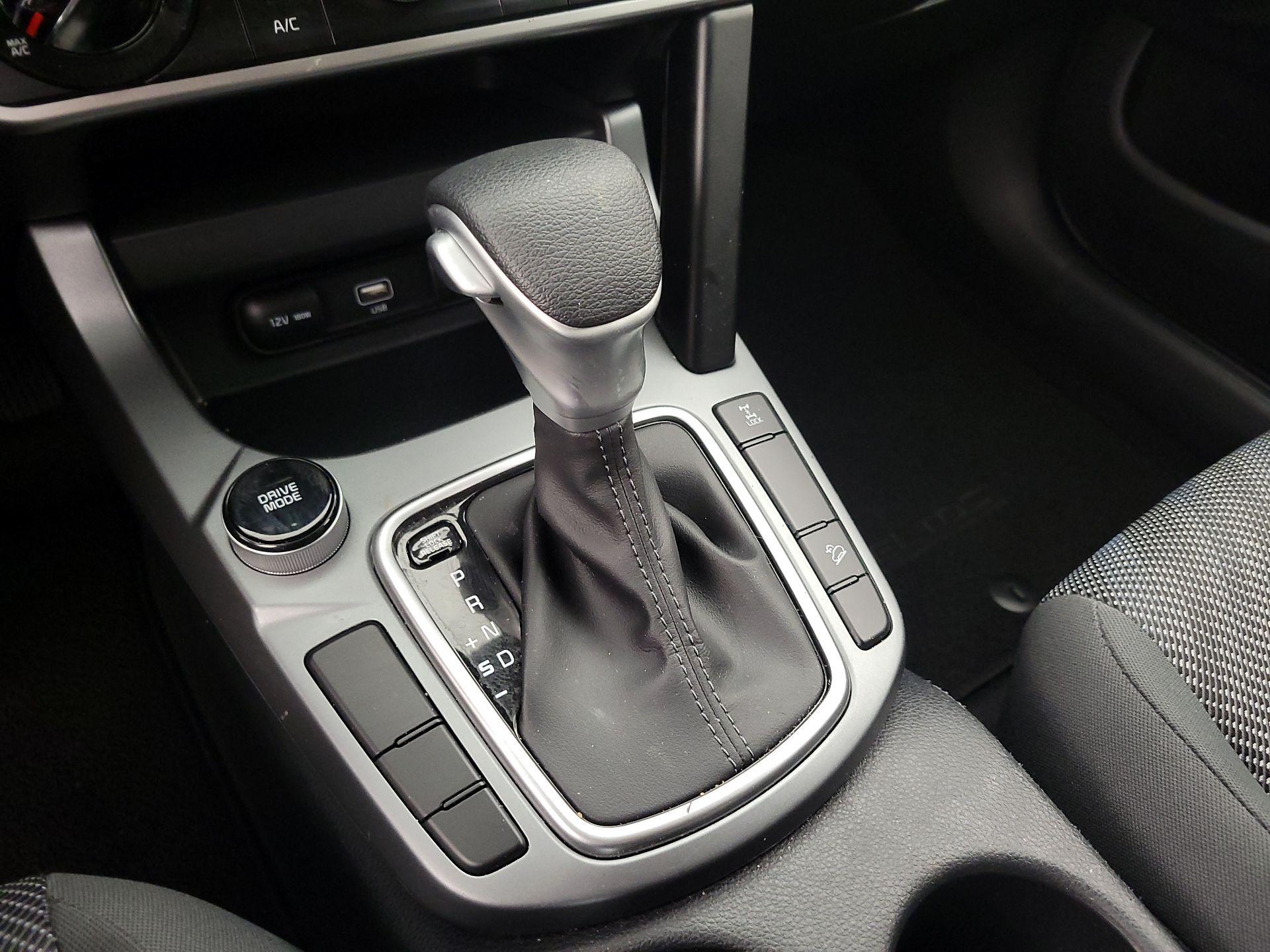 Thumbnail: 2023 Kia Seltos - 17