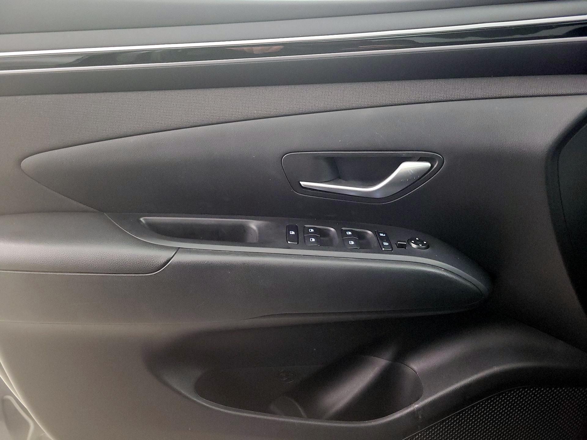 Thumbnail: 2023 Hyundai Tucson - 12