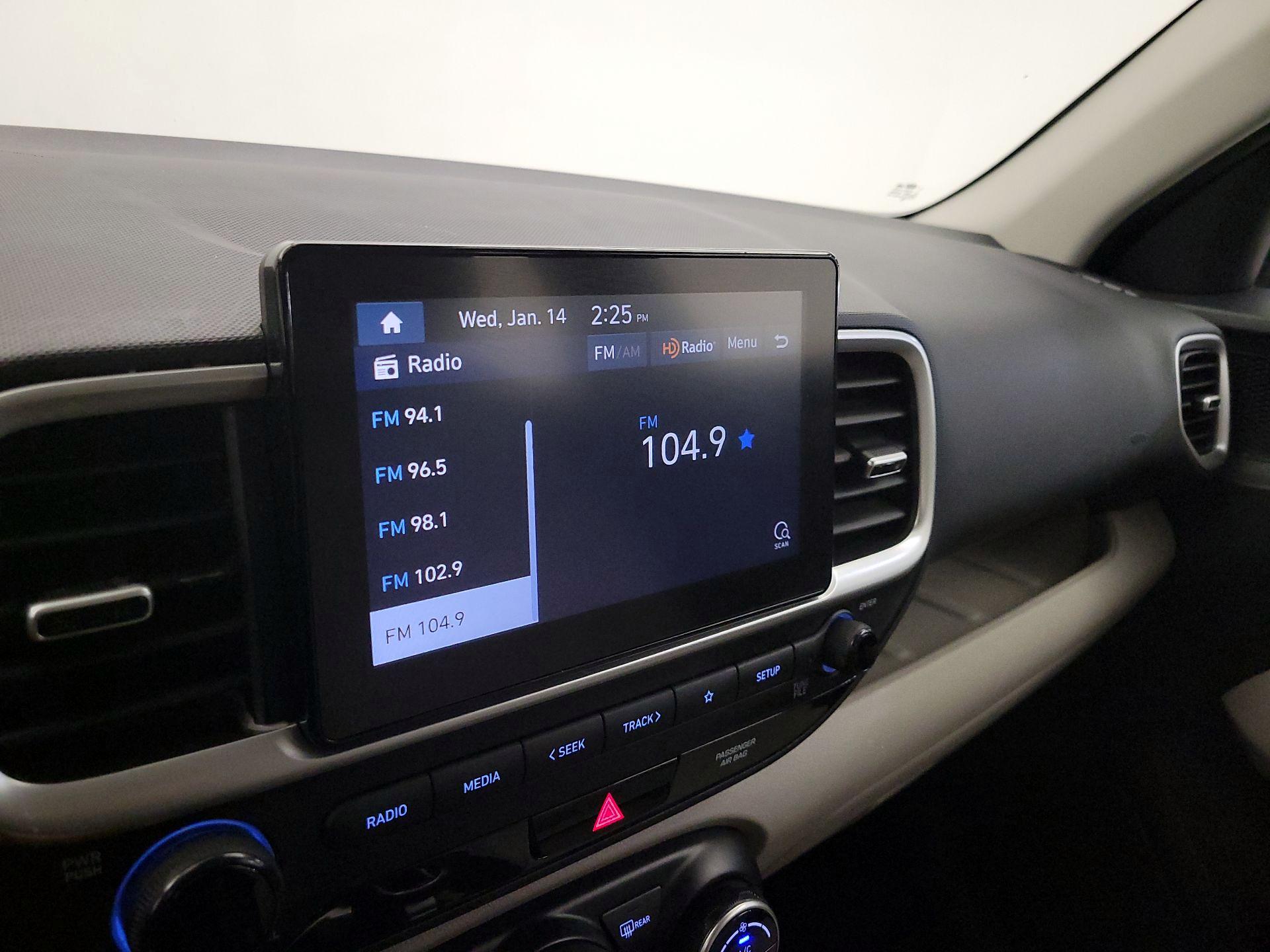 Thumbnail: 2022 Hyundai Venue - 14