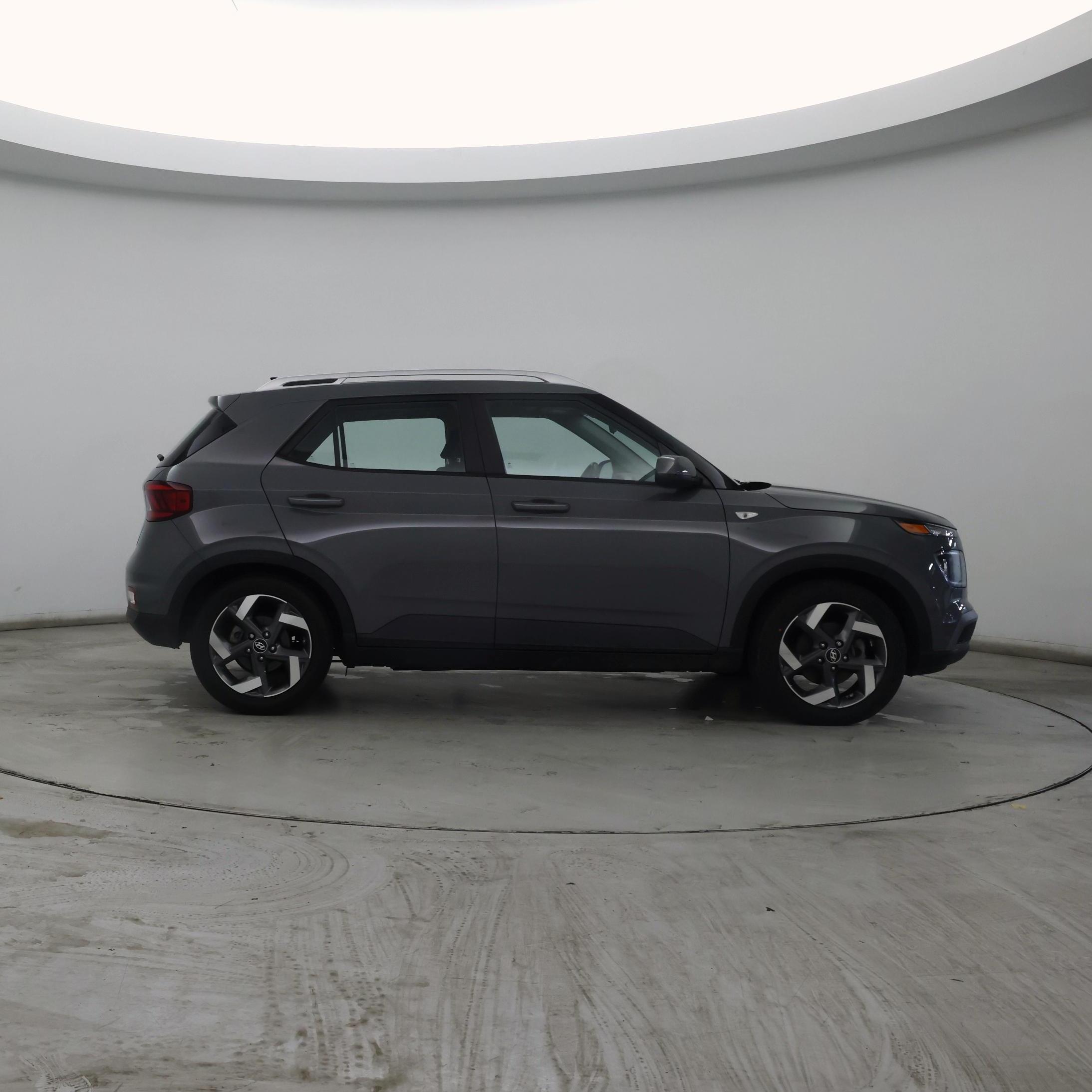 Thumbnail: 2022 Hyundai Venue - 7