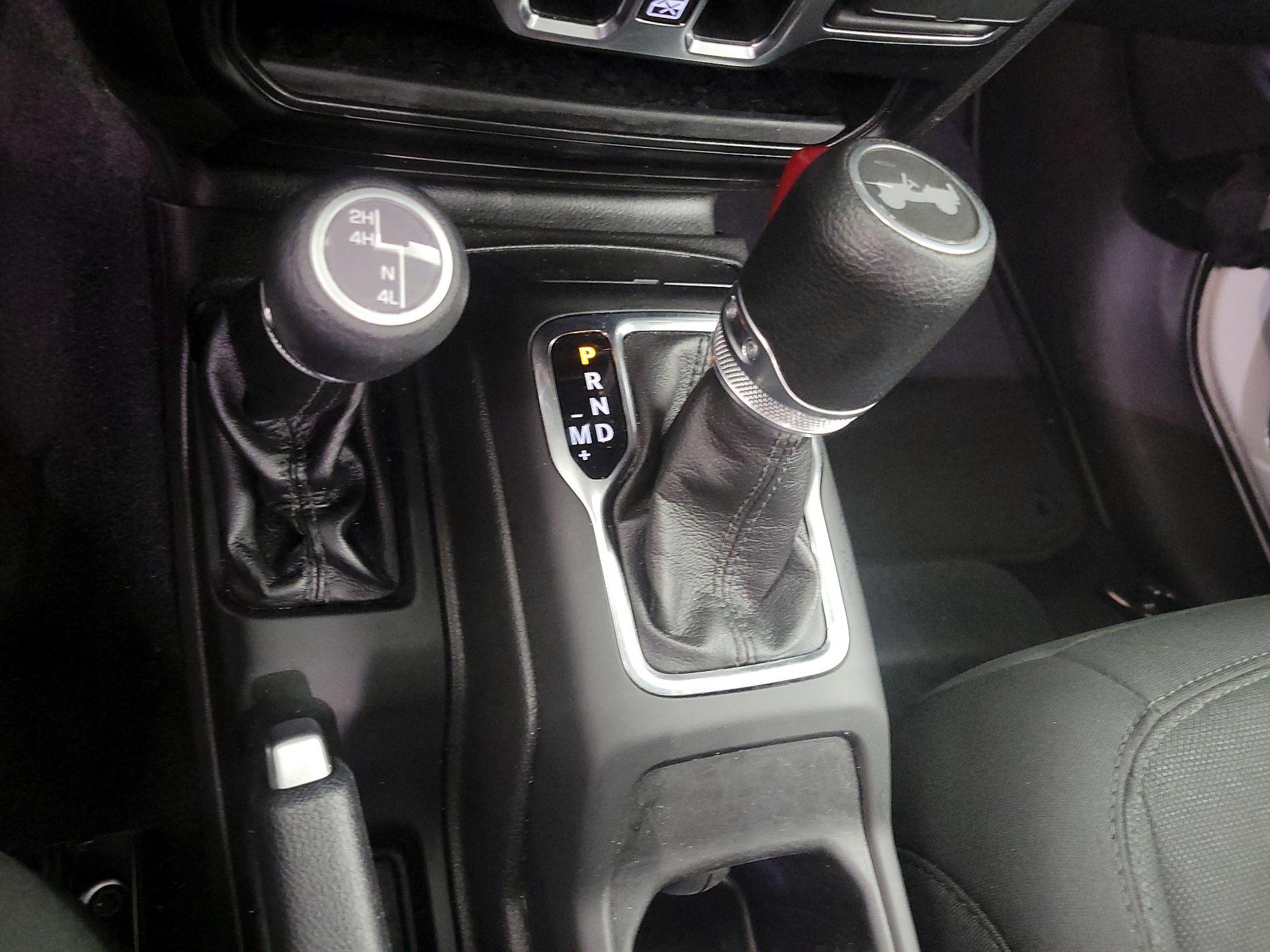 Thumbnail: 2021 Jeep Wrangler - 17