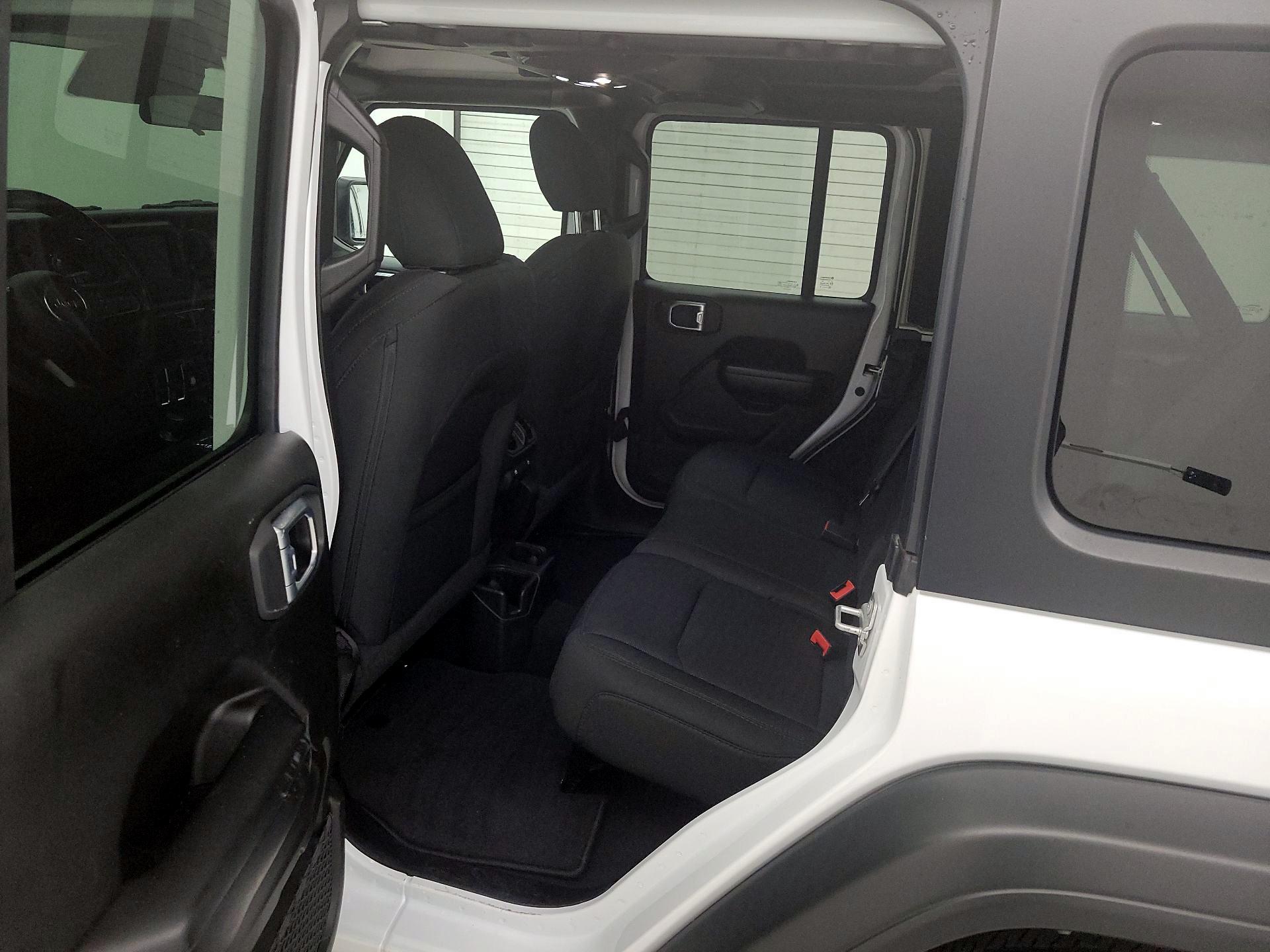 Thumbnail: 2021 Jeep Wrangler - 19