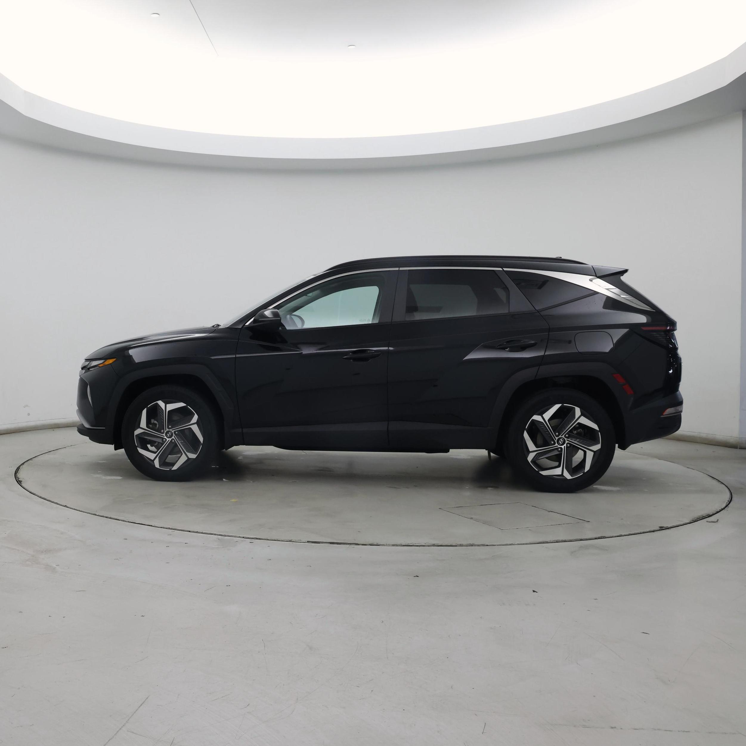 Thumbnail: 2023 Hyundai Tucson - 3