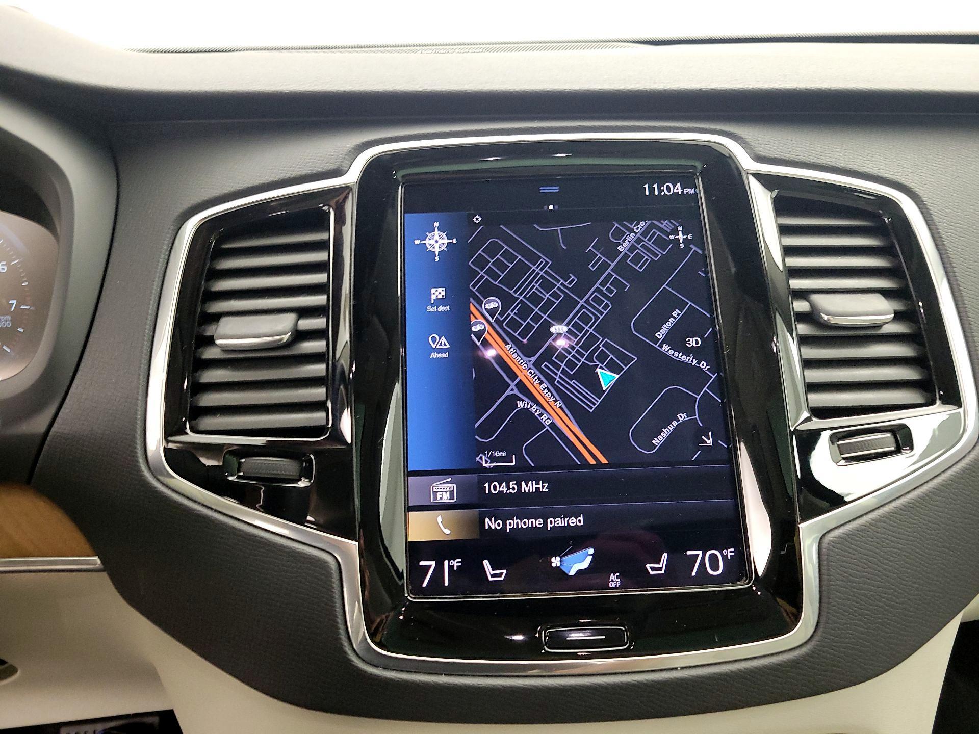 Thumbnail: 2022 Volvo XC90 - 14