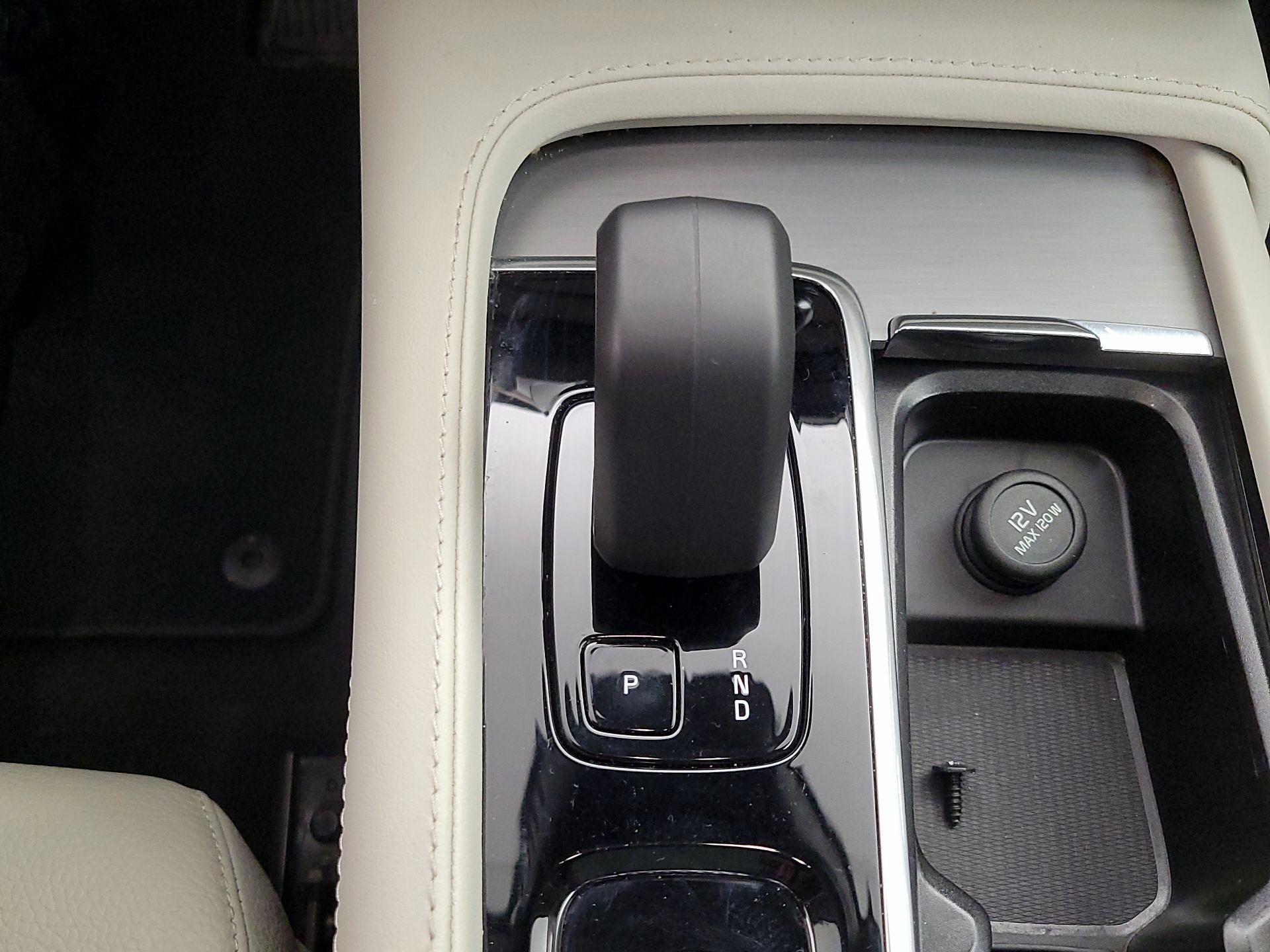 Thumbnail: 2024 Volvo XC90 - 18