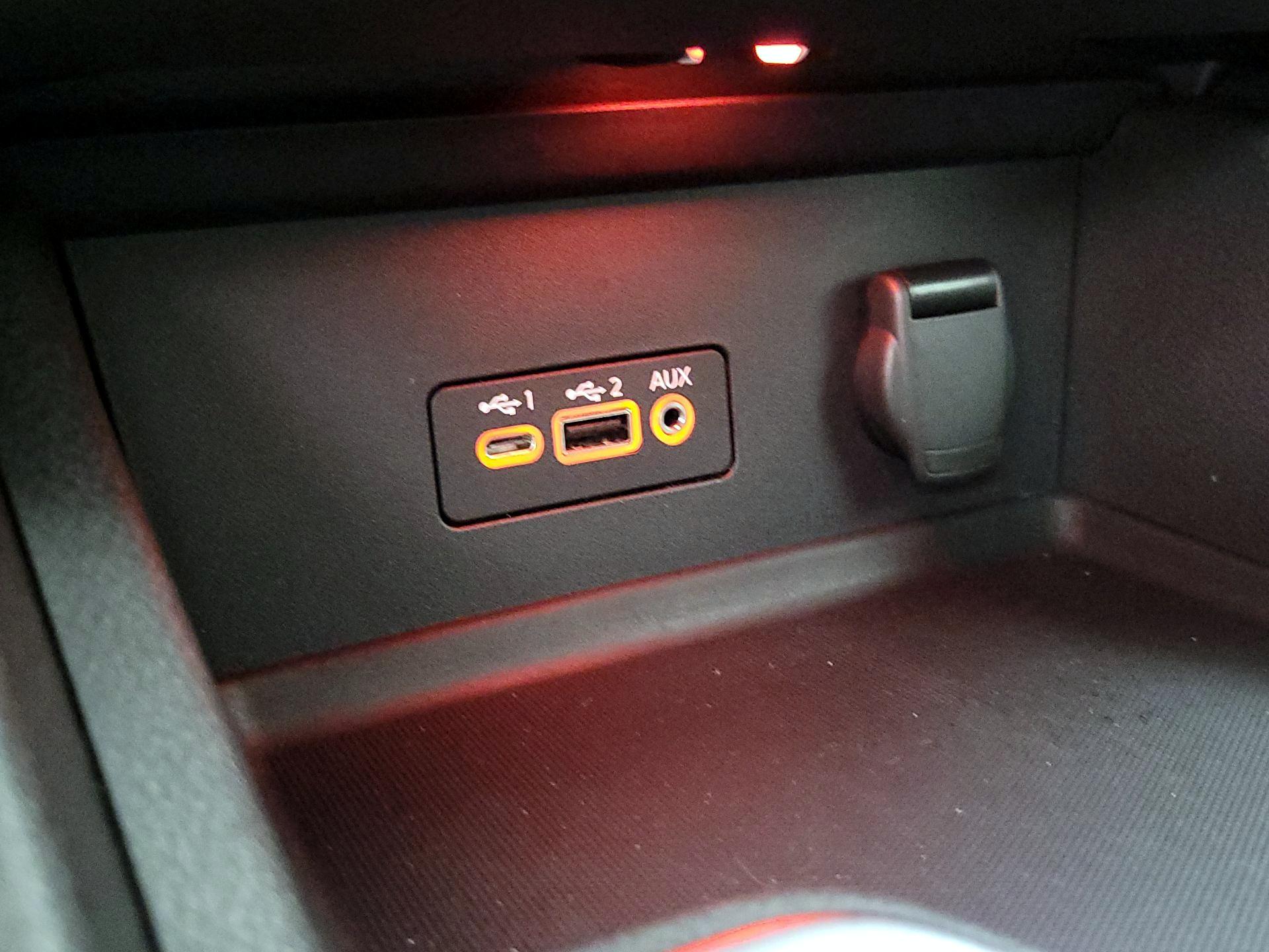 Thumbnail: 2023 Nissan Sentra - 18