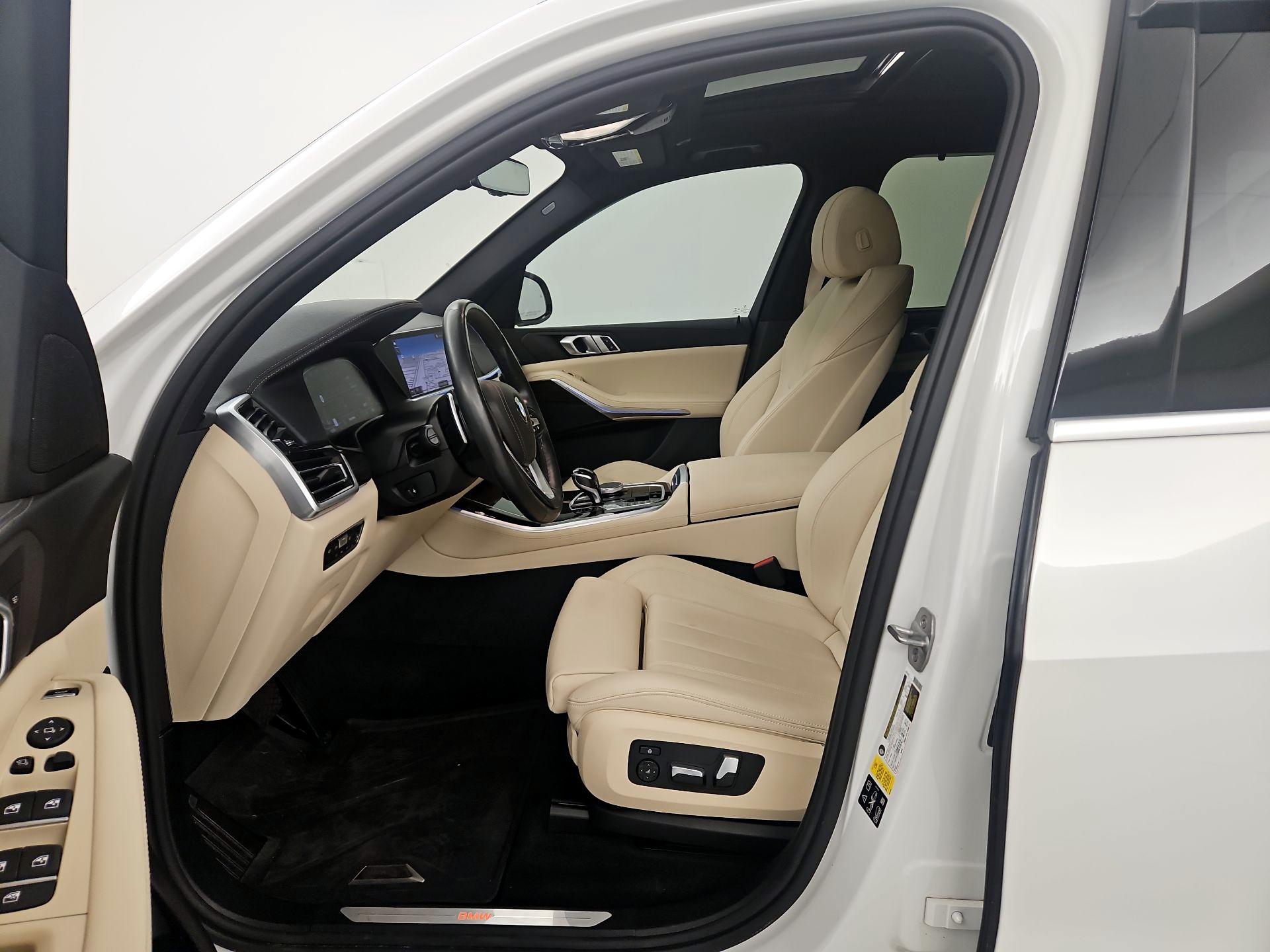 Thumbnail: 2020 BMW X5 - 11