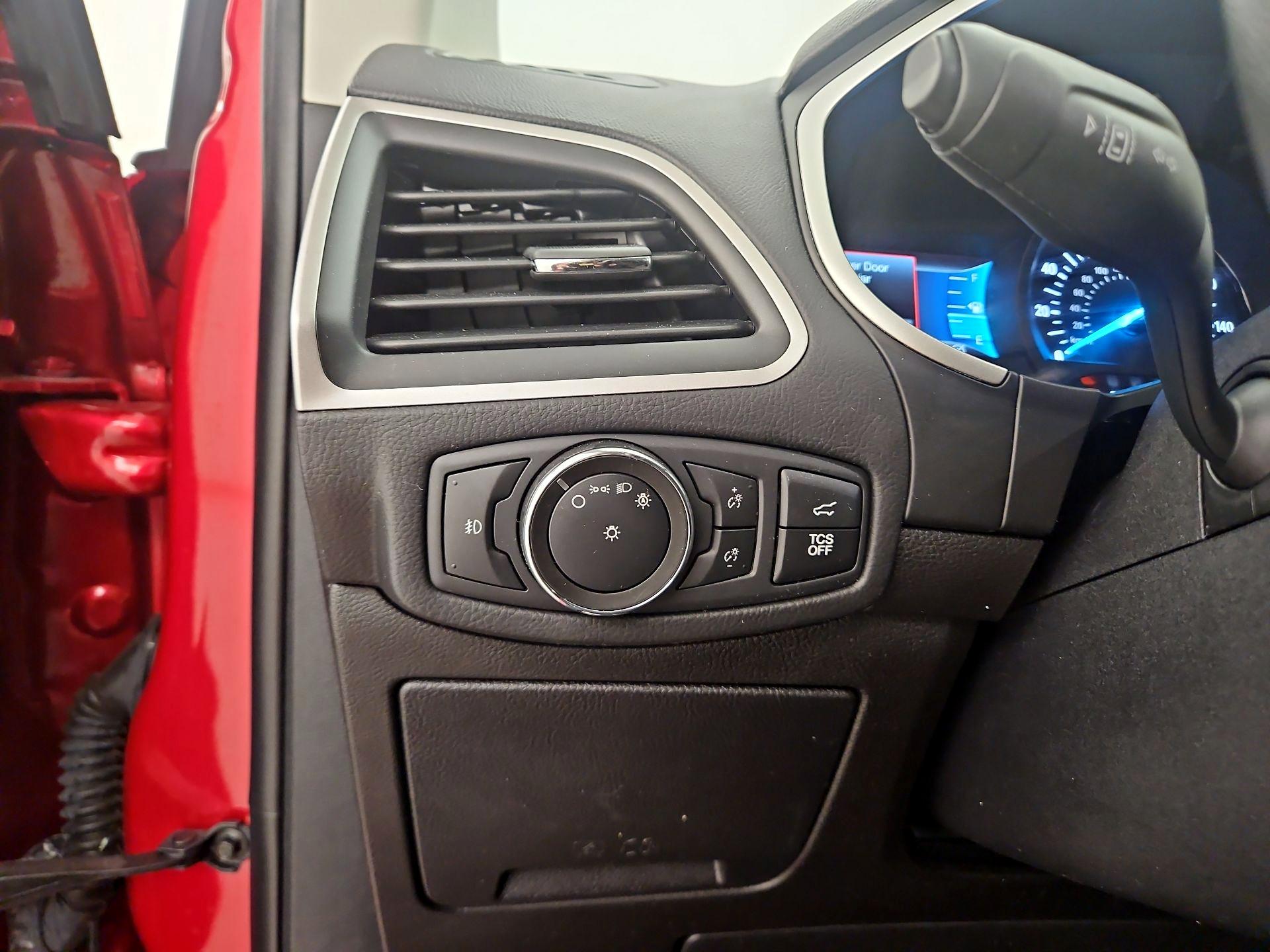 Thumbnail: 2021 Ford Edge - 13