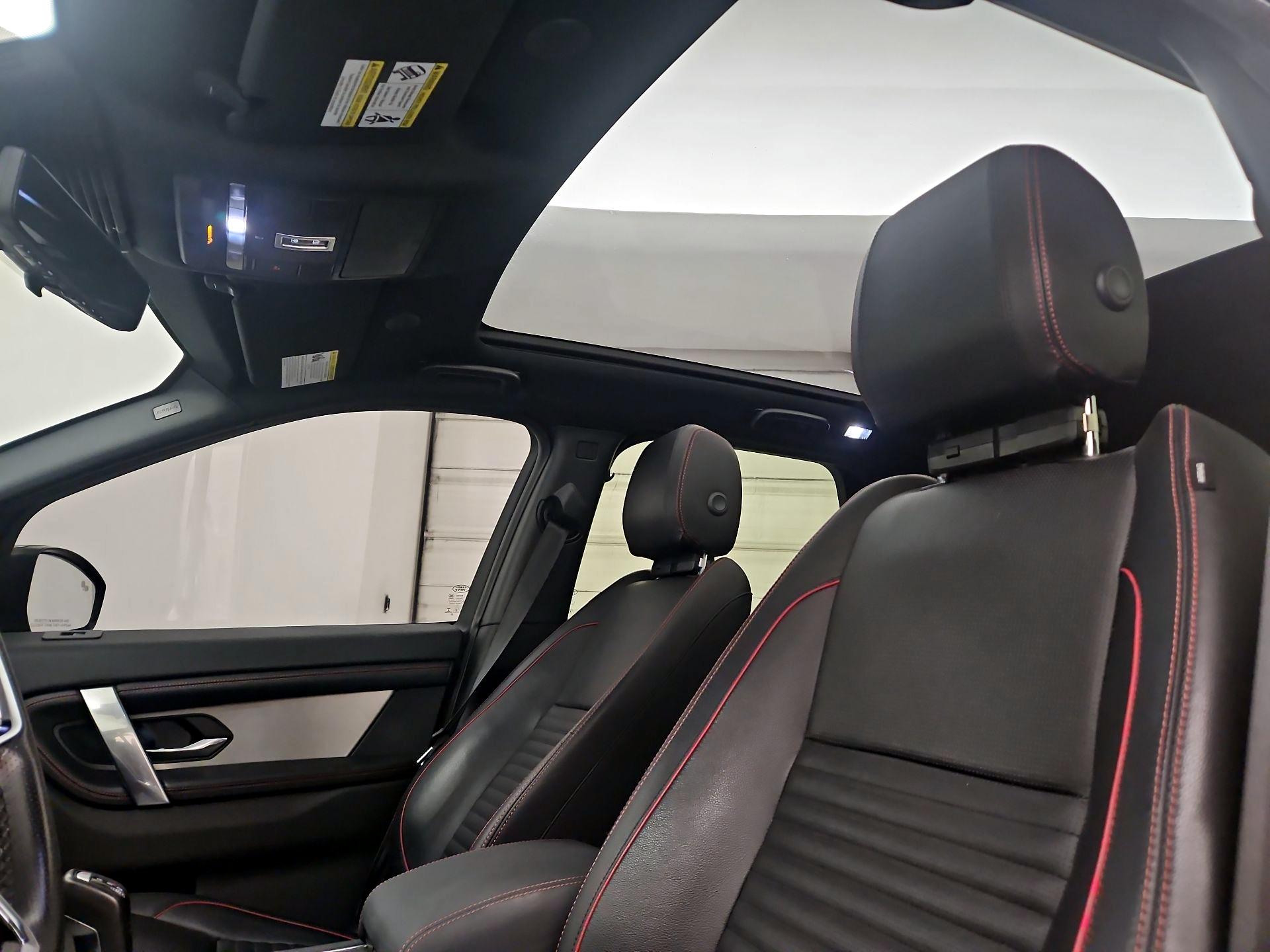 Thumbnail: 2021 Land Rover Discovery Sport - 20