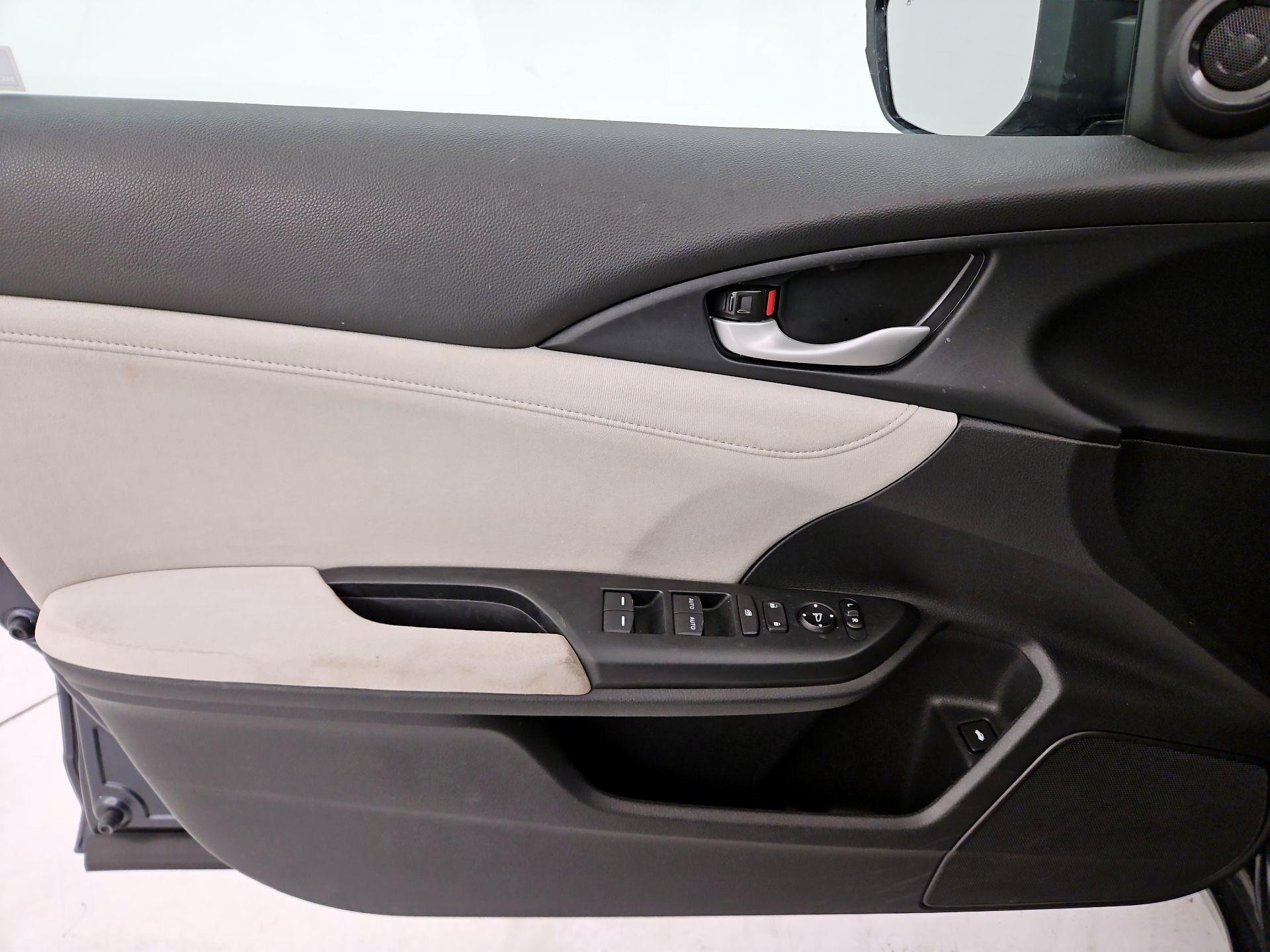 Thumbnail: 2022 Honda Insight - 12