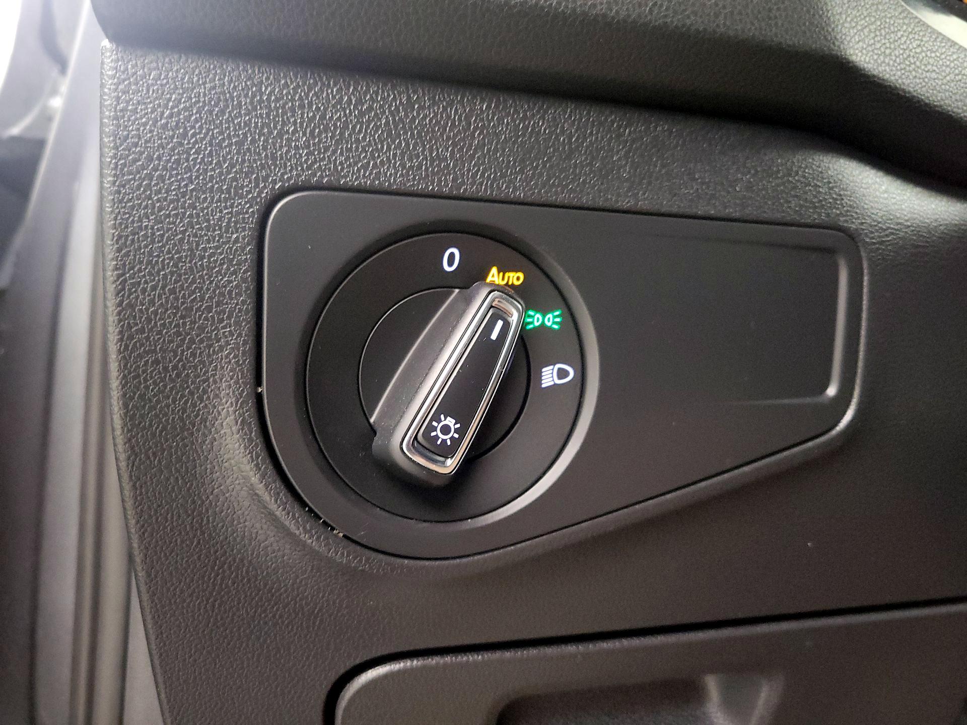 Thumbnail: 2024 Volkswagen Tiguan - 13