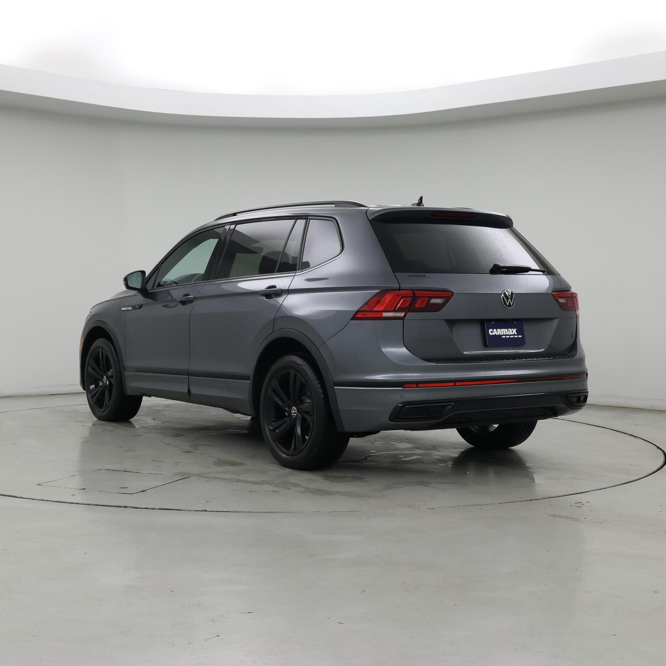 Thumbnail: 2024 Volkswagen Tiguan - 2