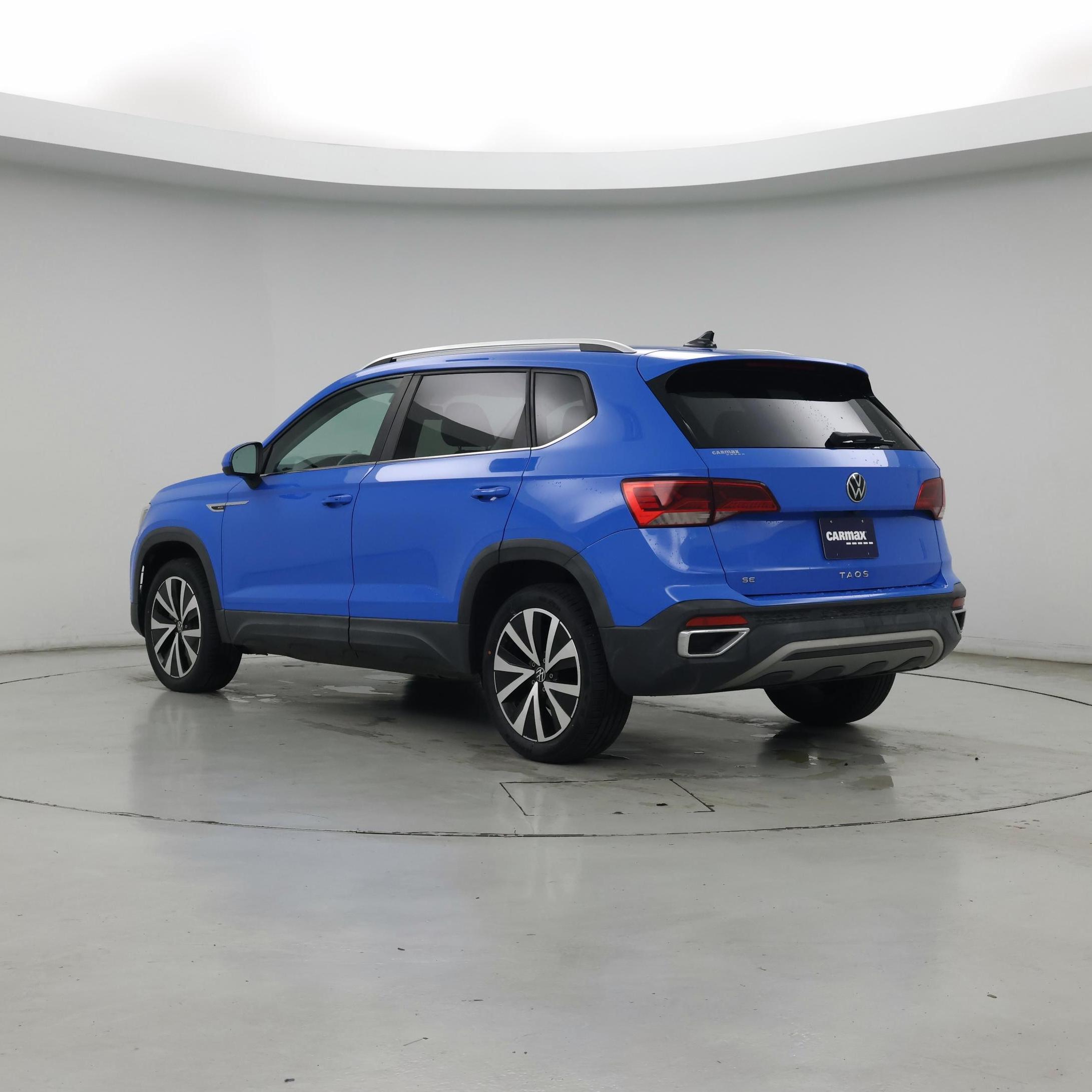 Thumbnail: 2022 Volkswagen Taos - 2