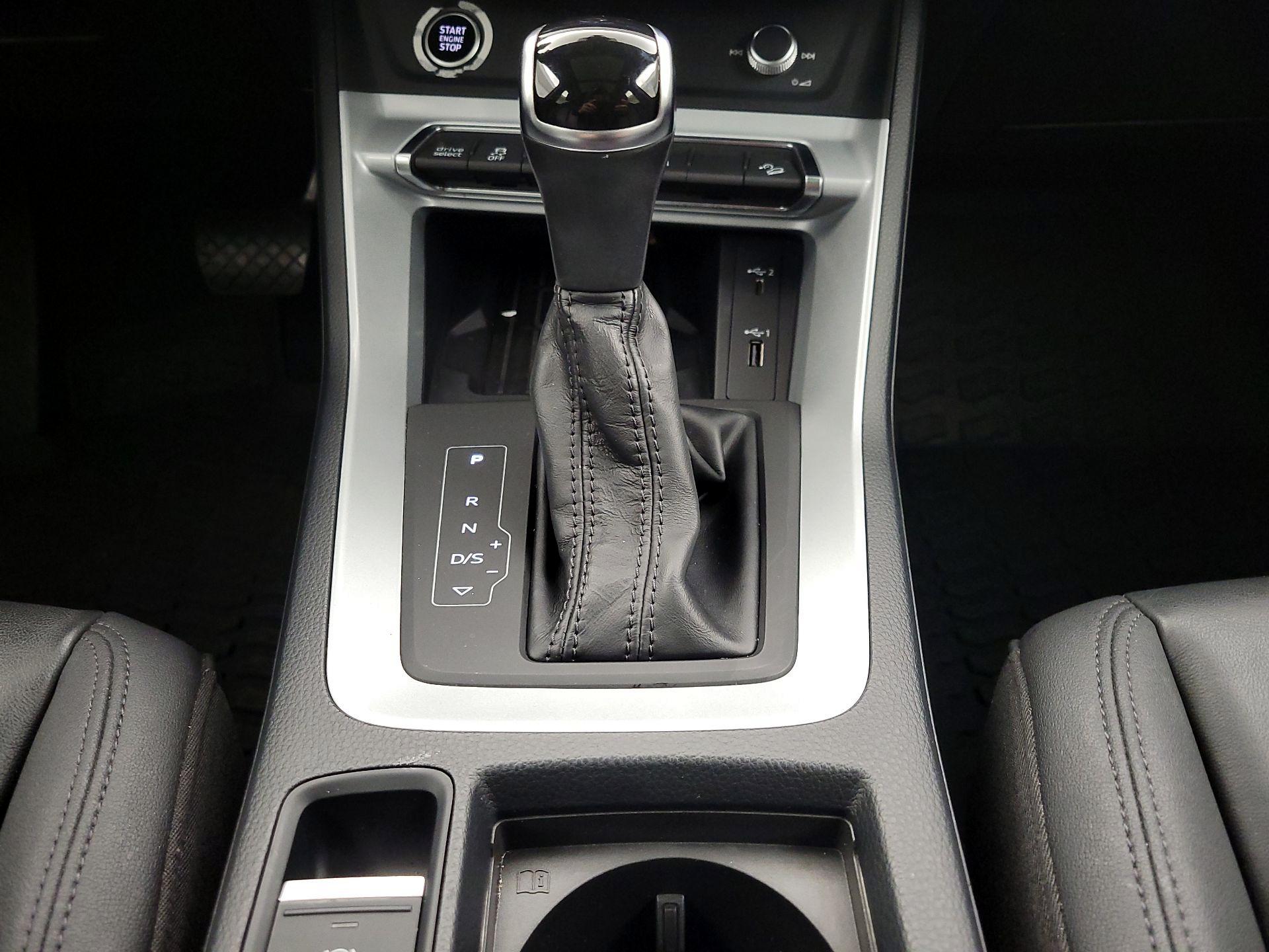 Thumbnail: 2021 Audi Q3 - 18