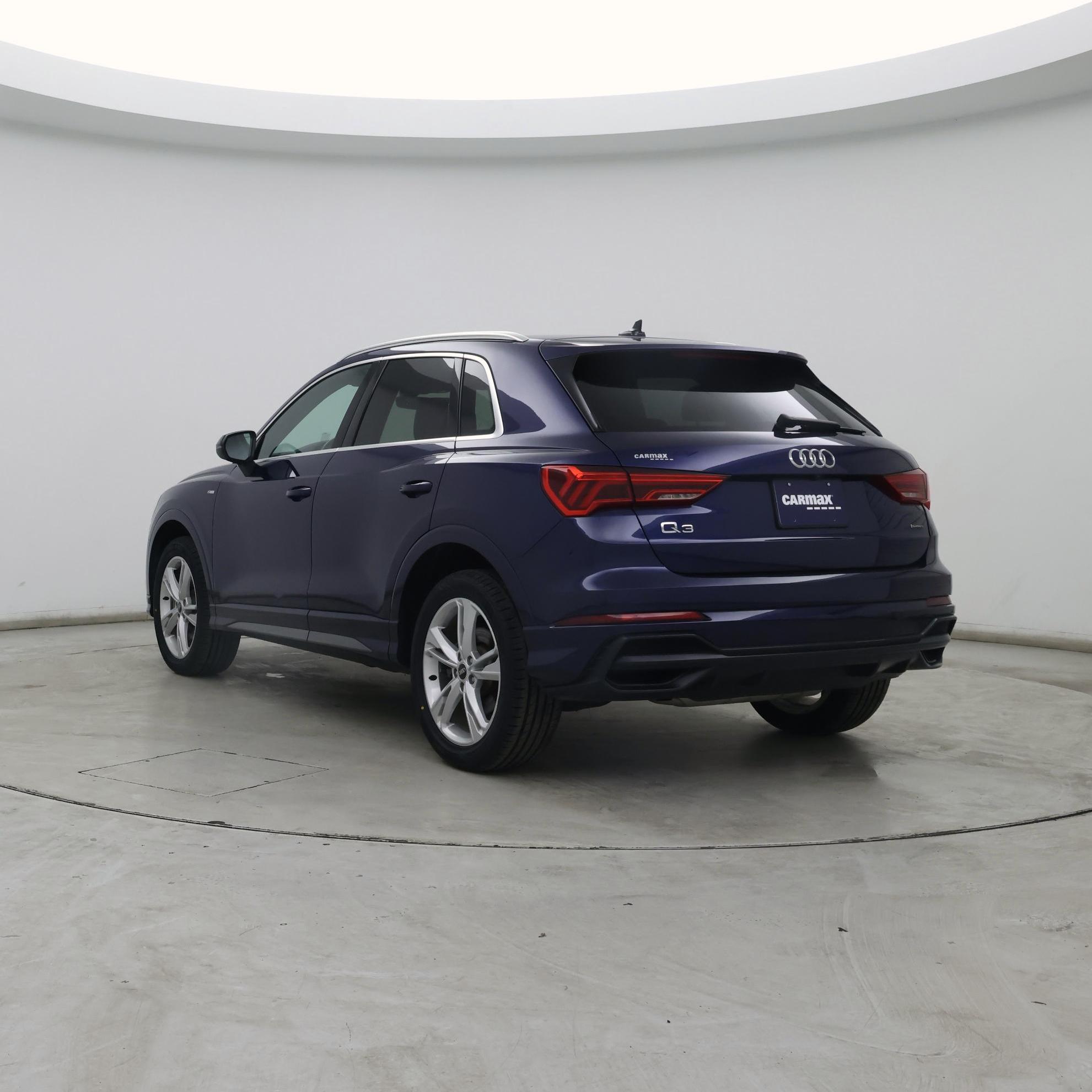 Thumbnail: 2021 Audi Q3 - 2