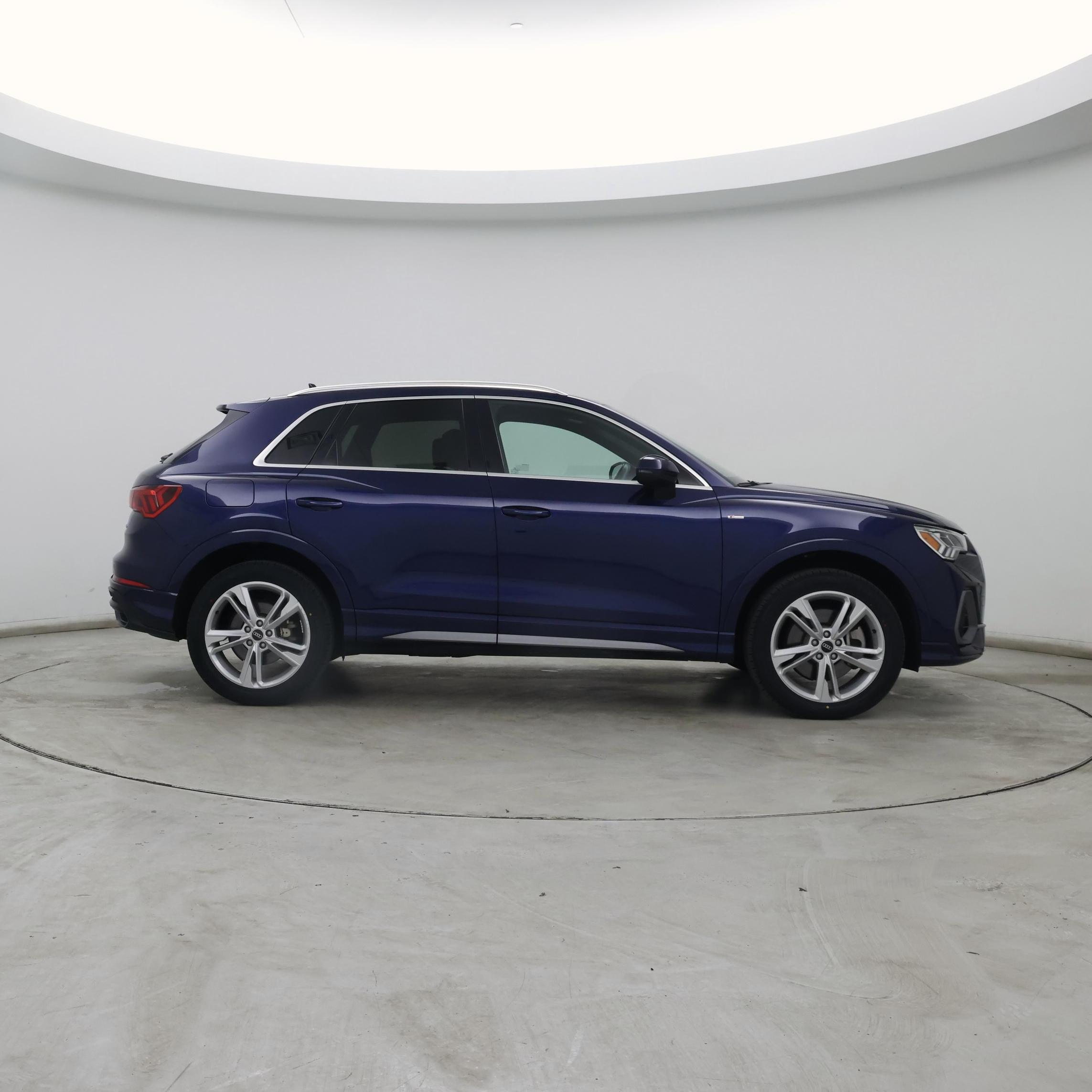 Thumbnail: 2021 Audi Q3 - 7
