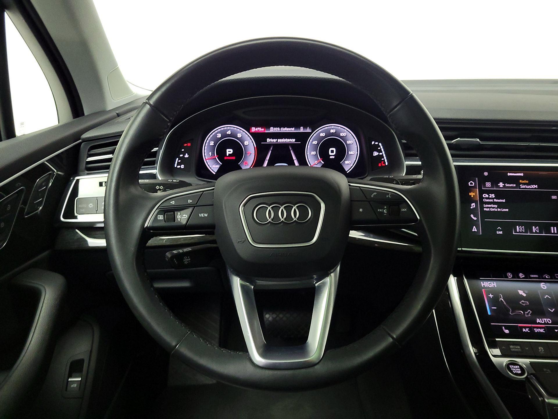 Thumbnail: 2021 Audi Q7 - 10