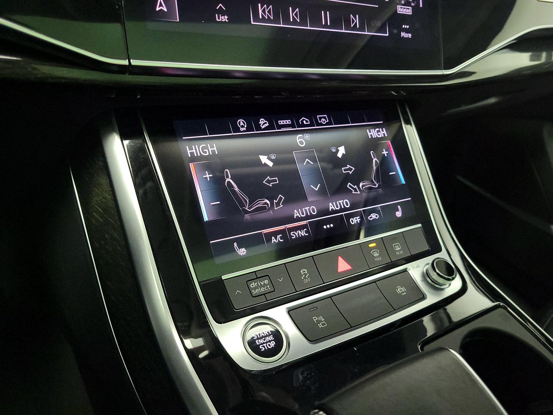 Thumbnail: 2021 Audi Q7 - 17