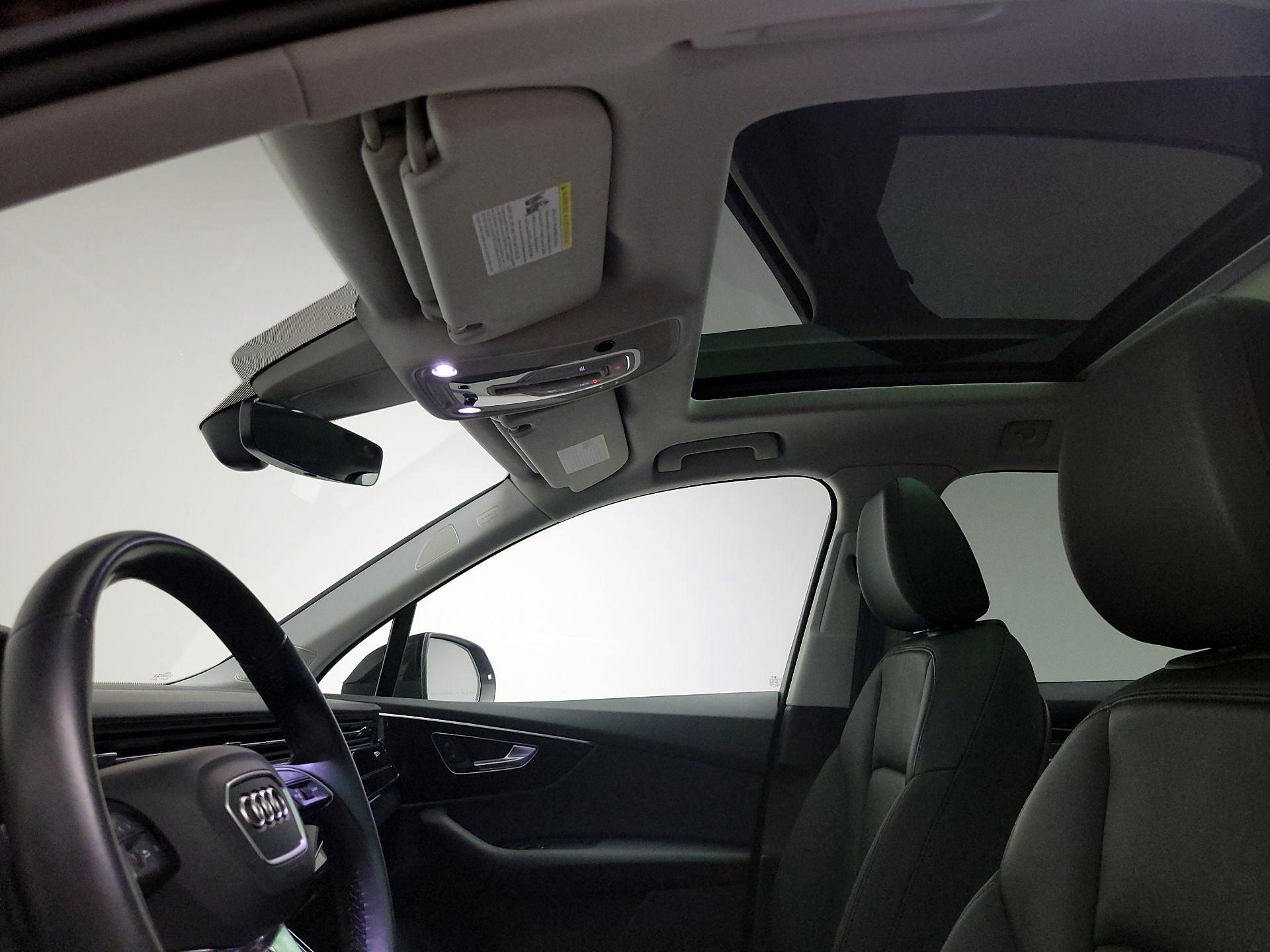 Thumbnail: 2021 Audi Q7 - 20