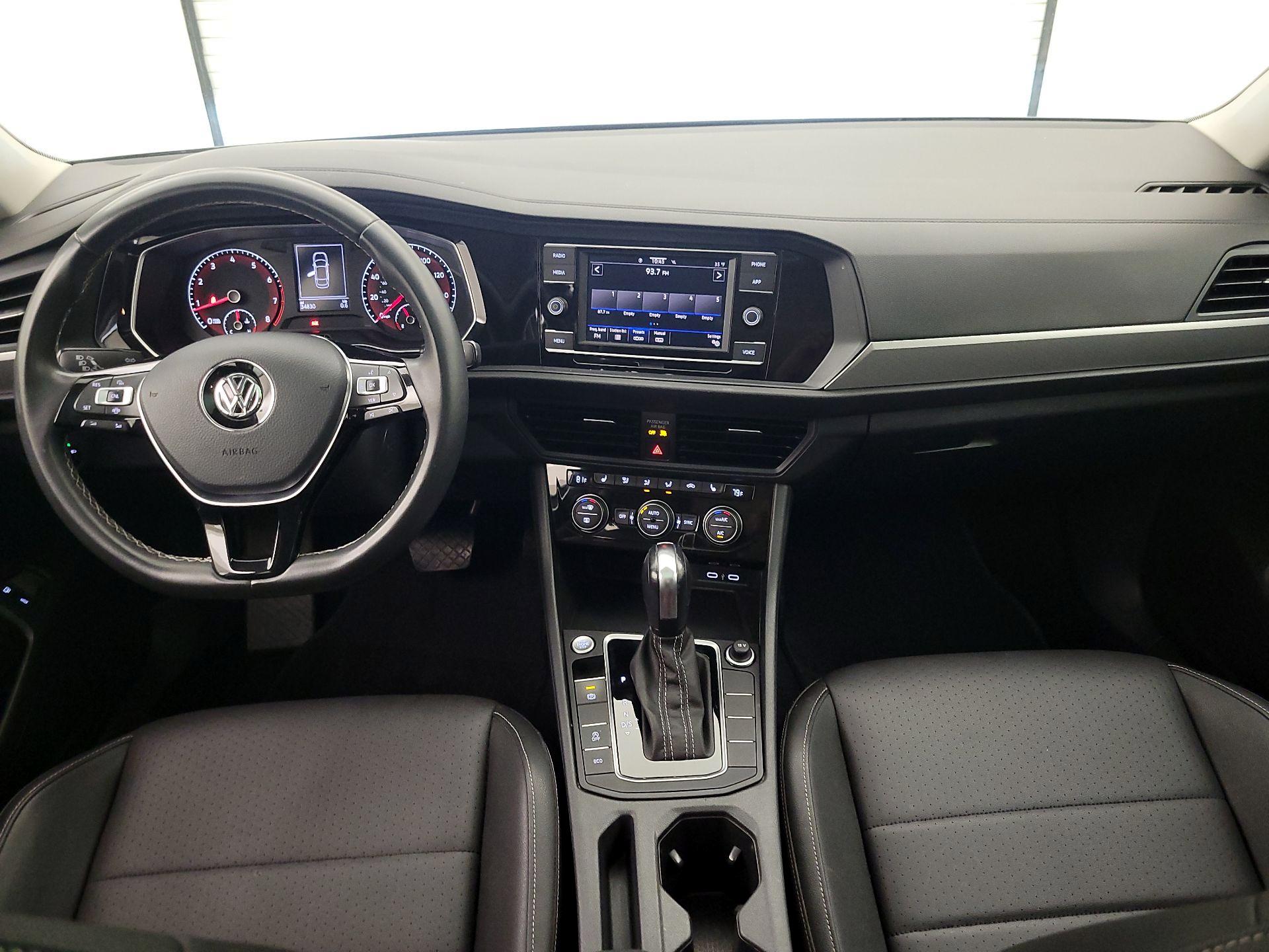 Thumbnail: 2021 Volkswagen Jetta - 9