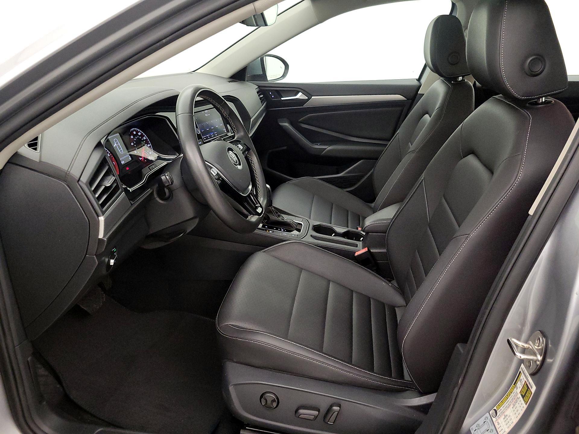 Thumbnail: 2021 Volkswagen Jetta - 11