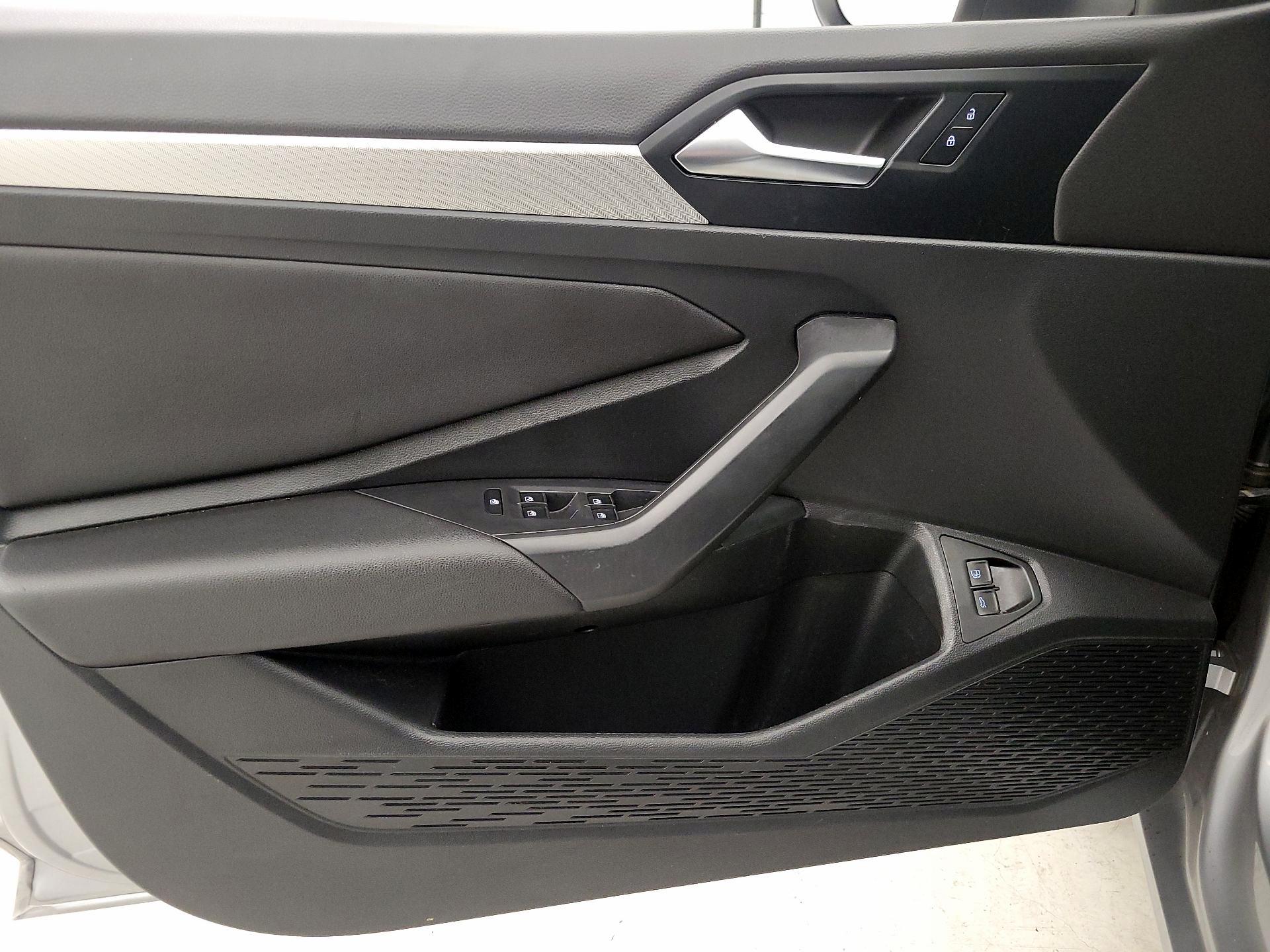 Thumbnail: 2021 Volkswagen Jetta - 12